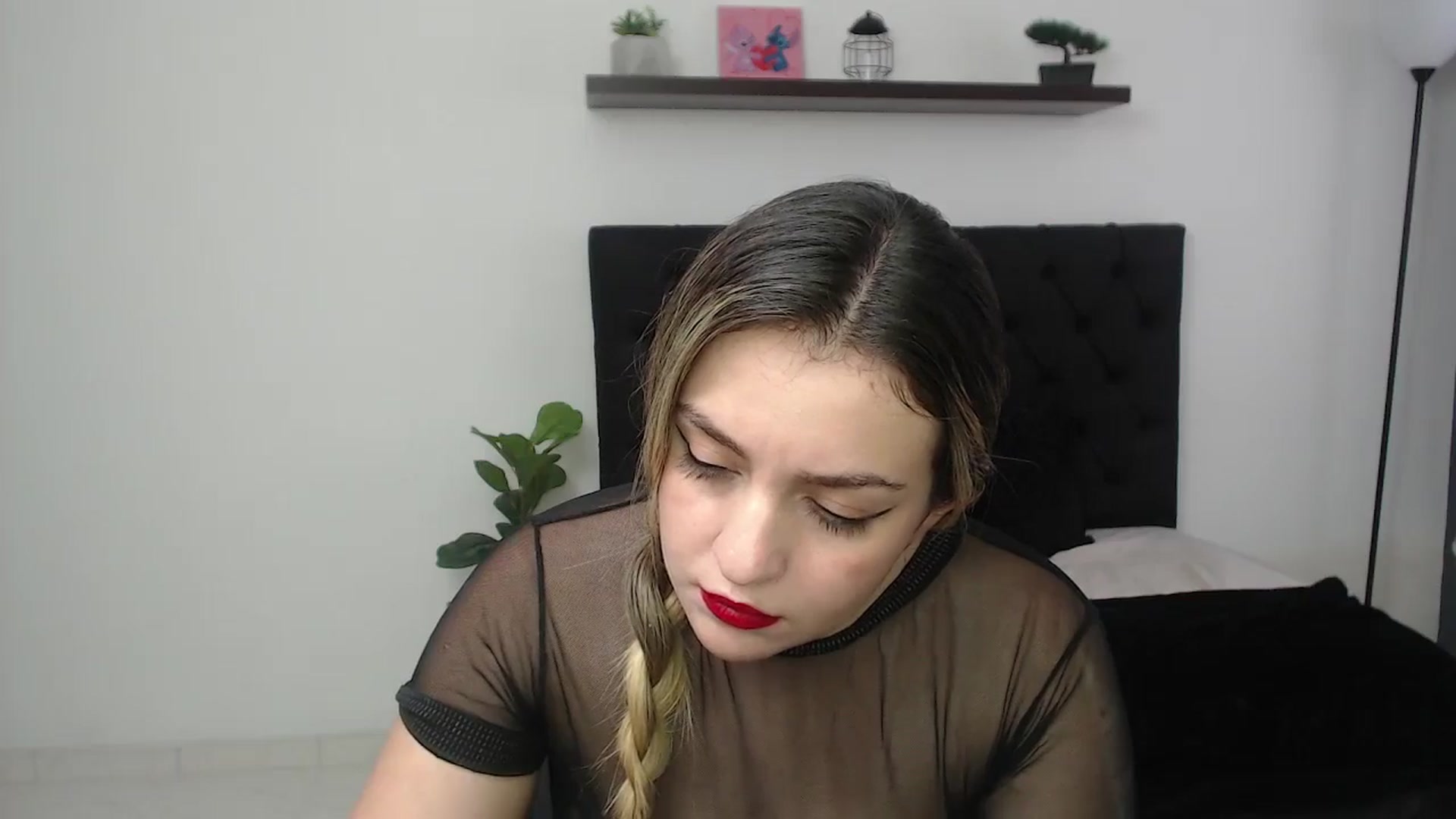Gallery image thumbnail from CamilleDucan's myfreecams stream on, 11/20/2025, 18:58 image 4 of 20