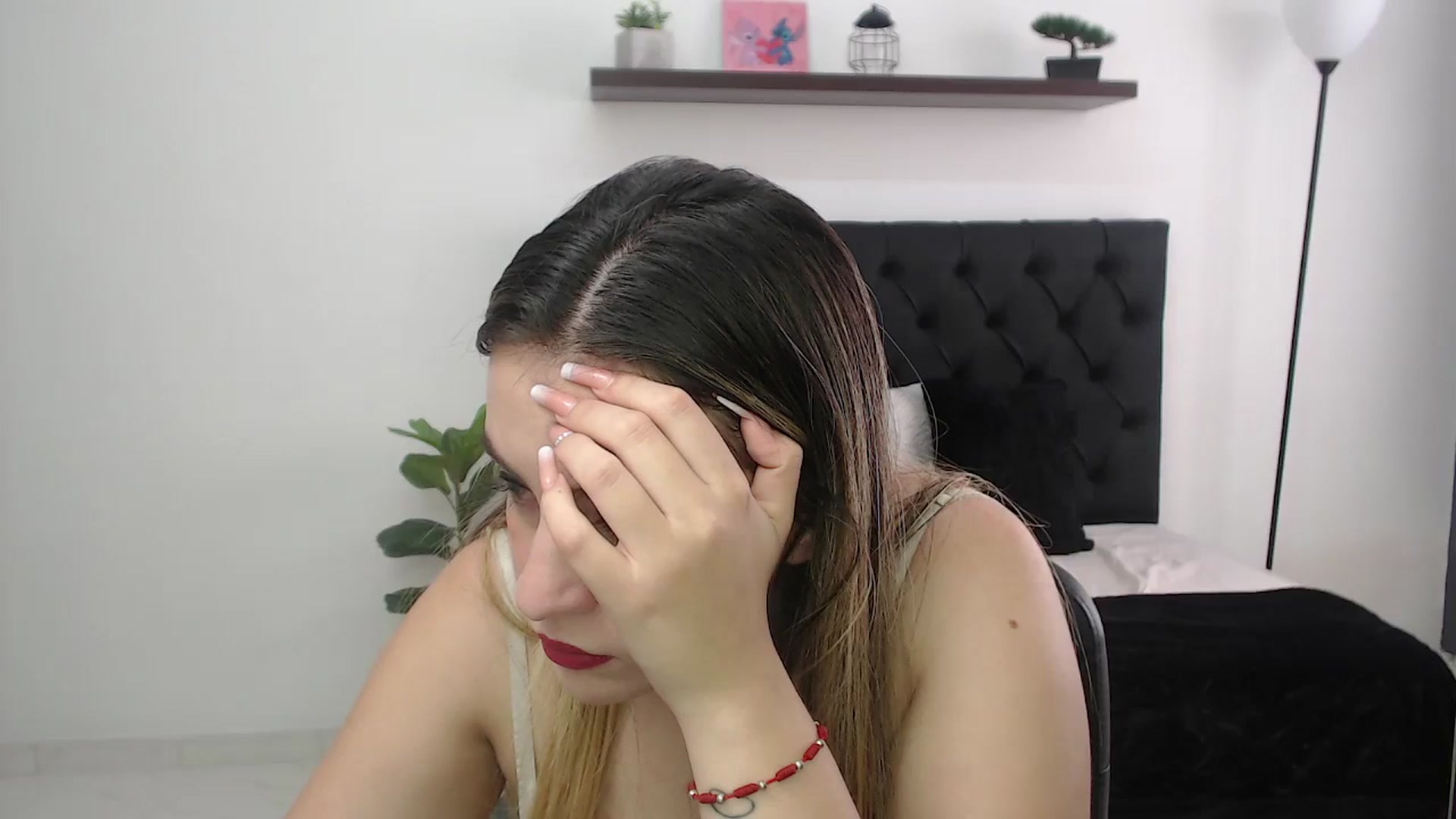 Gallery image thumbnail from CamilleDucan's myfreecams stream on, 11/21/2025, 14:19 image 12 of 20