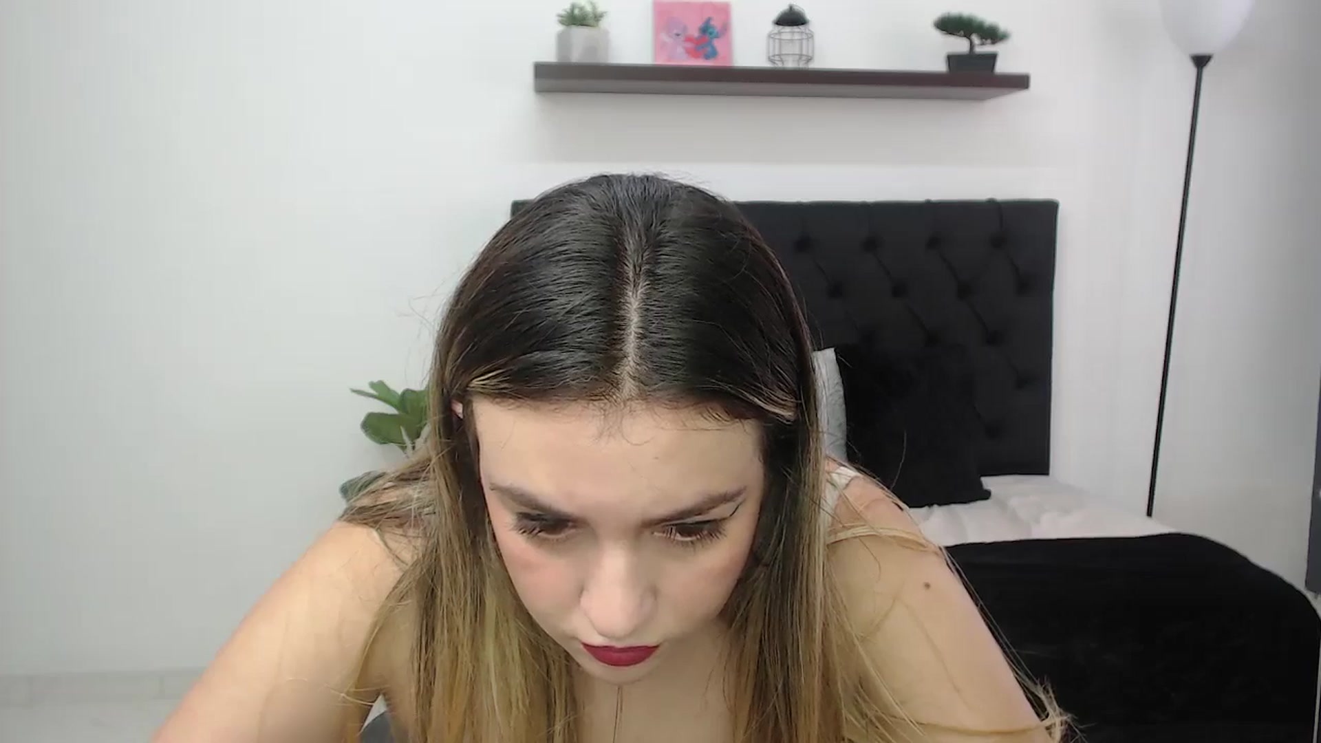 Gallery image thumbnail from CamilleDucan's myfreecams stream on, 11/21/2025, 15:18 image 8 of 20