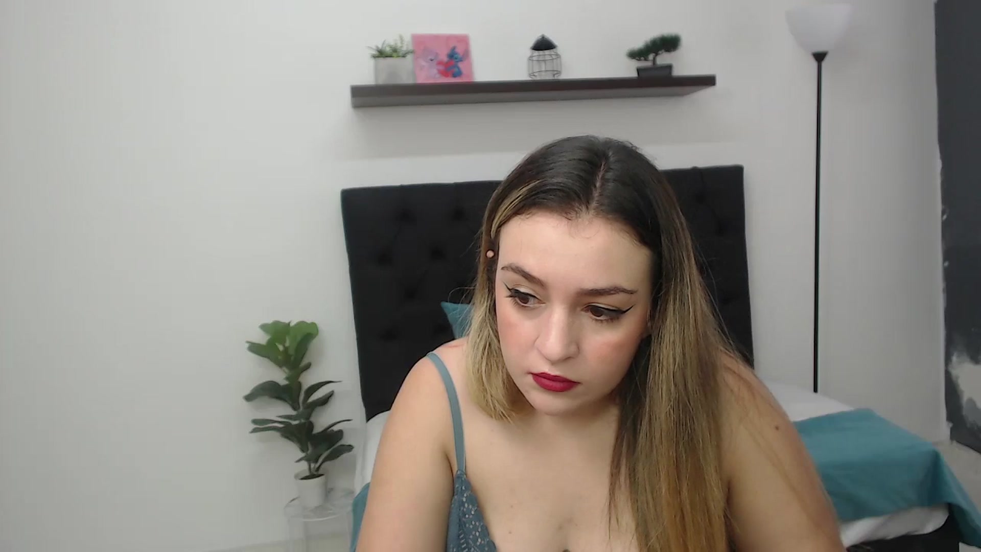 Gallery image thumbnail from CamilleDucan's myfreecams stream on, 11/24/2025, 14:02 image 13 of 20
