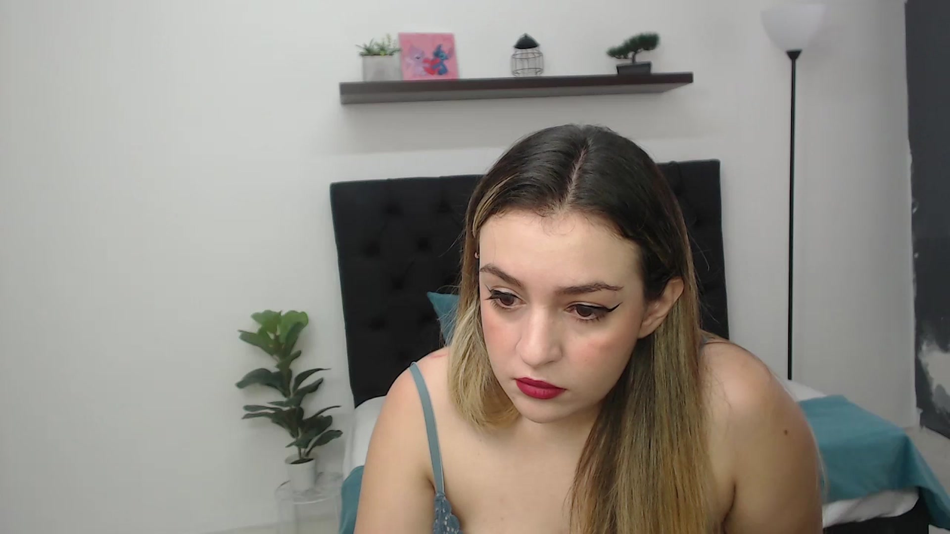 Gallery image thumbnail from CamilleDucan's myfreecams stream on, 11/24/2025, 14:02 image 14 of 20