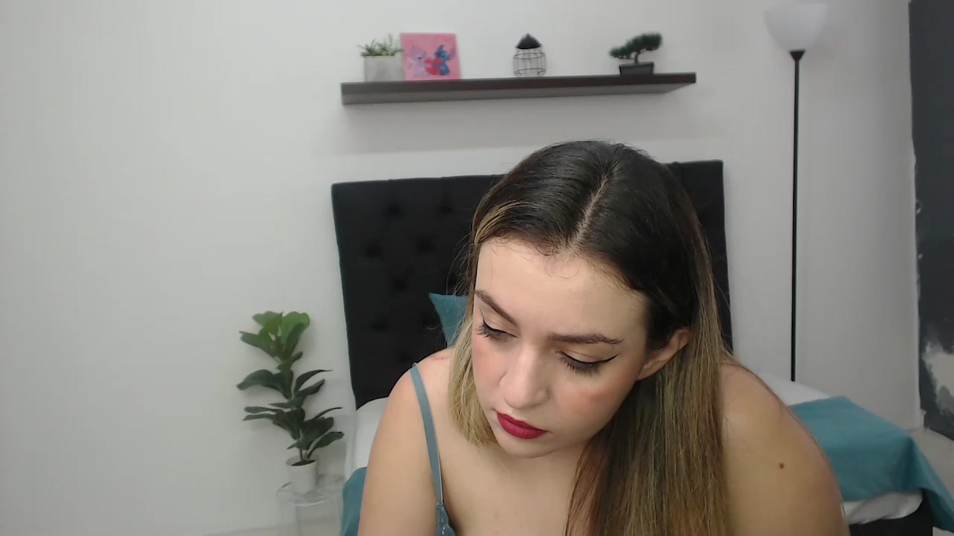 Gallery image thumbnail from CamilleDucan's myfreecams stream on, 11/24/2025, 14:02 image 15 of 20