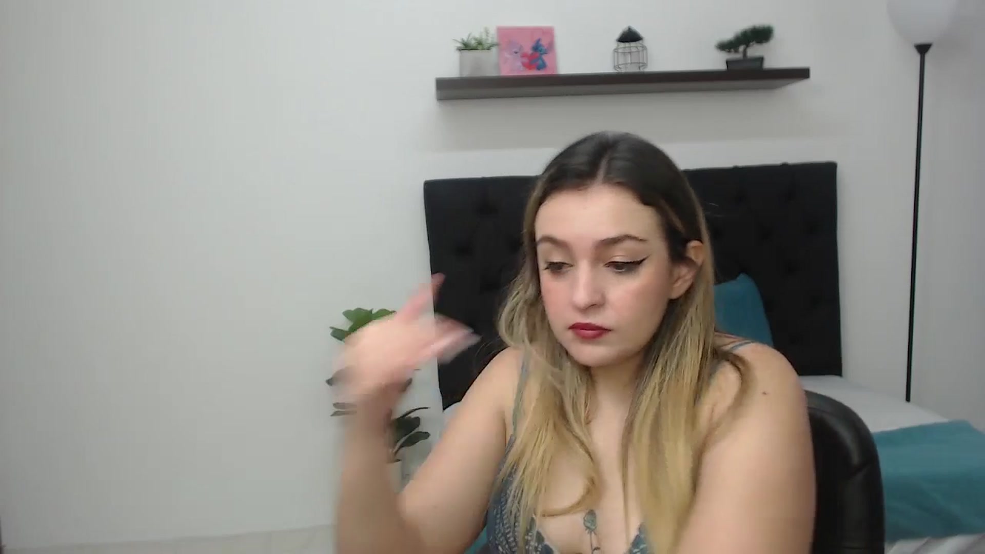 Gallery image thumbnail from CamilleDucan's myfreecams stream on, 11/24/2025, 14:58 image 3 of 20