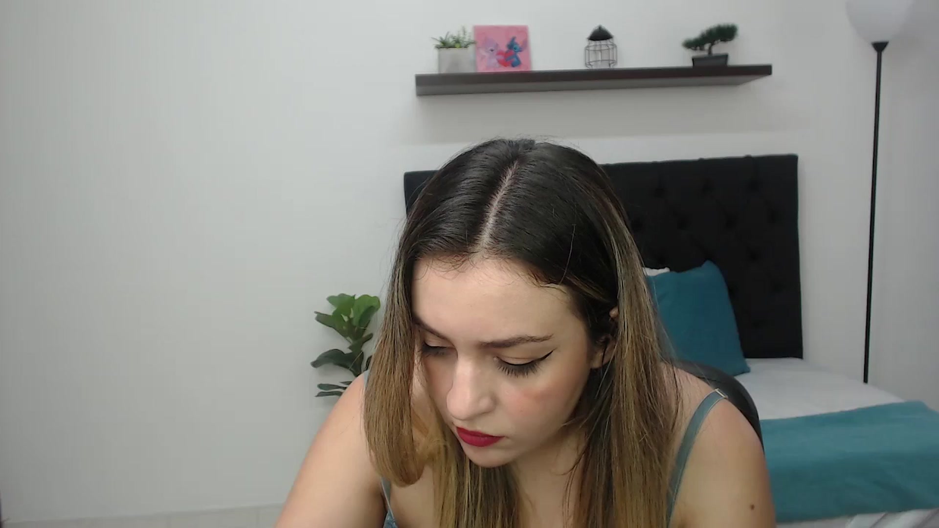 Gallery image thumbnail from CamilleDucan's myfreecams stream on, 11/24/2025, 18:05 image 1 of 20