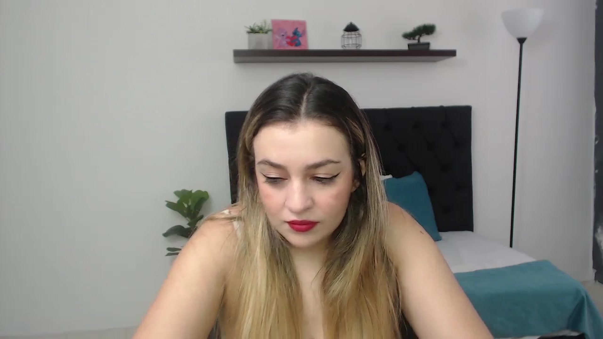 Gallery image thumbnail from CamilleDucan's myfreecams stream on, 11/27/2025, 14:26 image 6 of 20