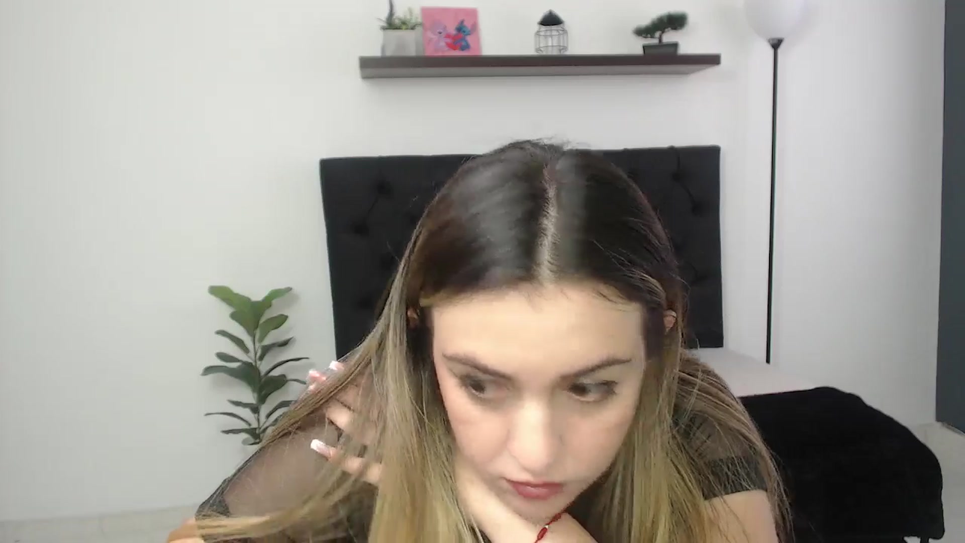 Gallery image thumbnail from CamilleDucan's myfreecams stream on, 12/03/2025, 17:31 image 8 of 20