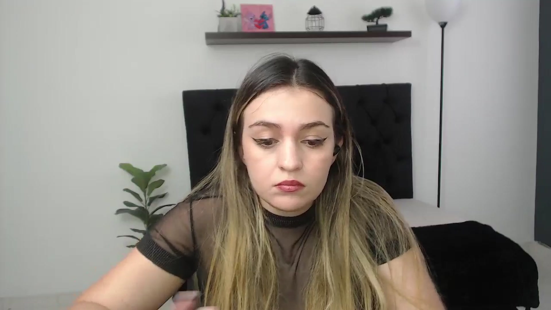 Gallery image thumbnail from CamilleDucan's myfreecams stream on, 12/03/2025, 17:31 image 12 of 20