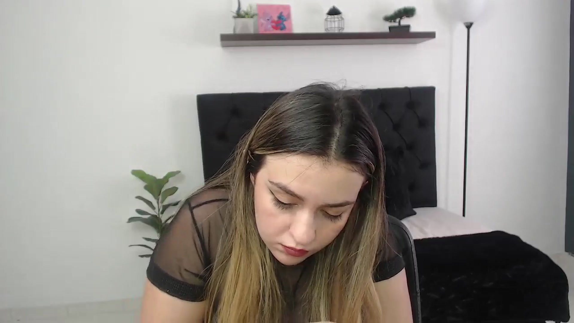 Gallery image thumbnail from CamilleDucan's myfreecams stream on, 12/03/2025, 17:31 image 18 of 20