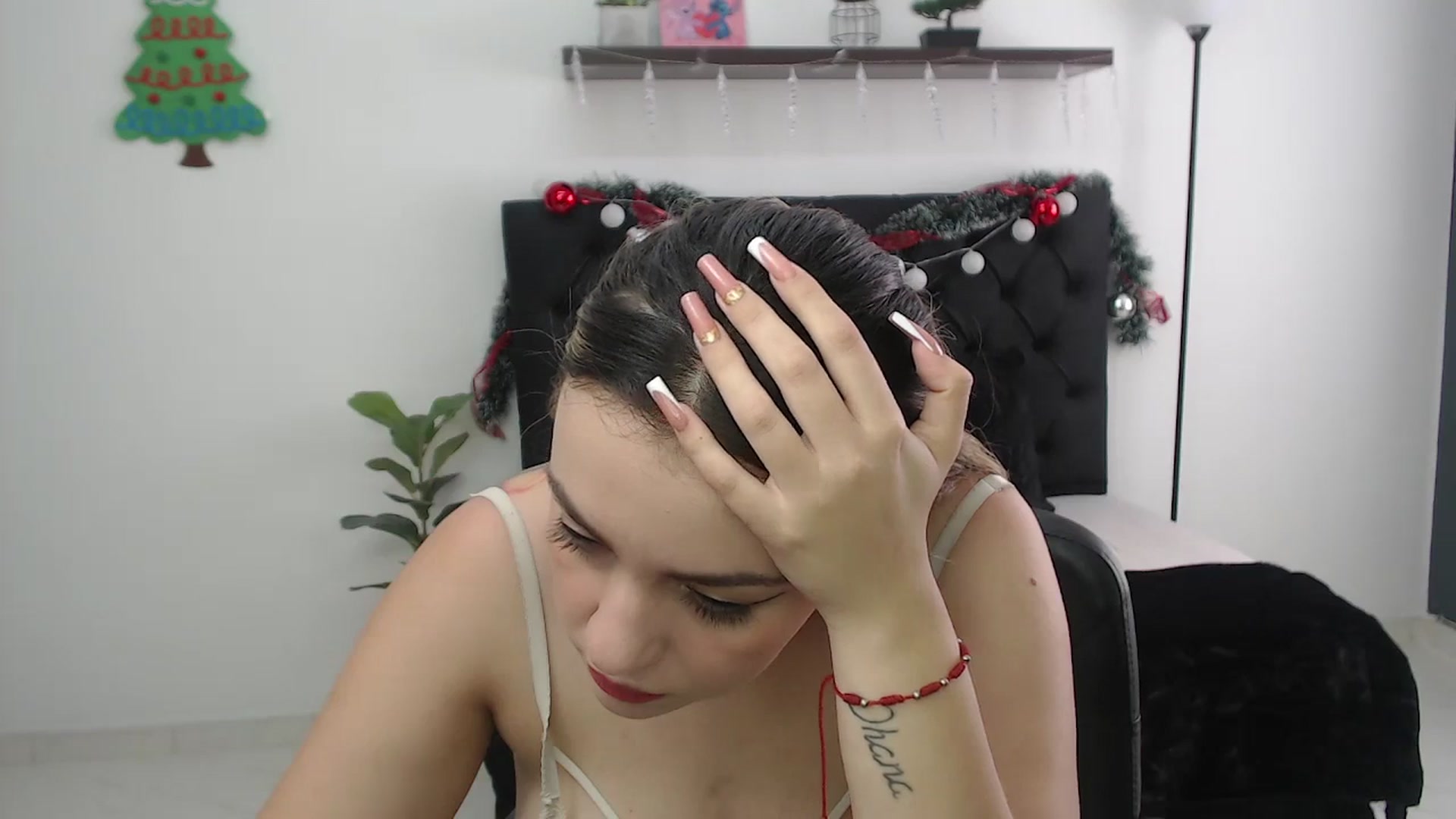 Gallery image thumbnail from CamilleDucan's myfreecams stream on, 12/06/2025, 13:59 image 3 of 20