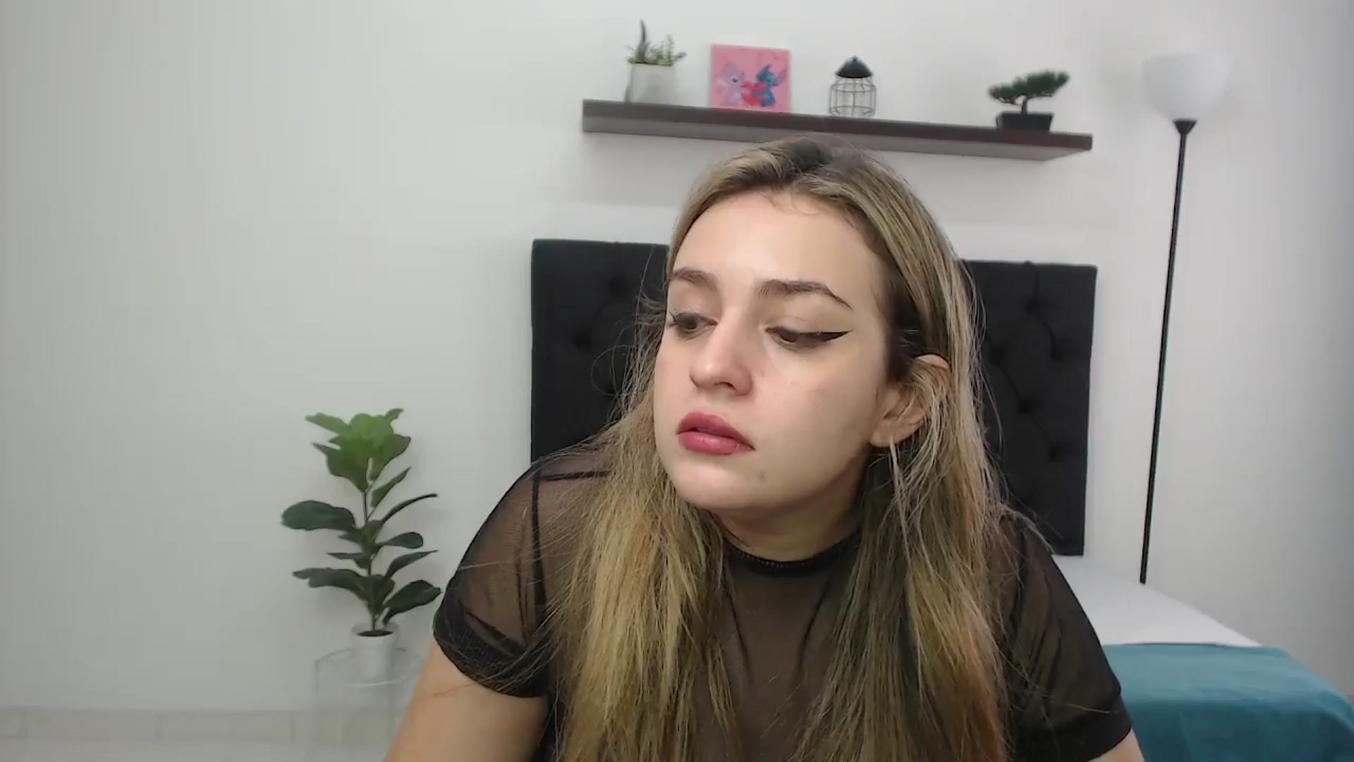 Gallery image thumbnail from CamilleDucan's myfreecams stream on, 01/09/2026, 15:21 image 8 of 20