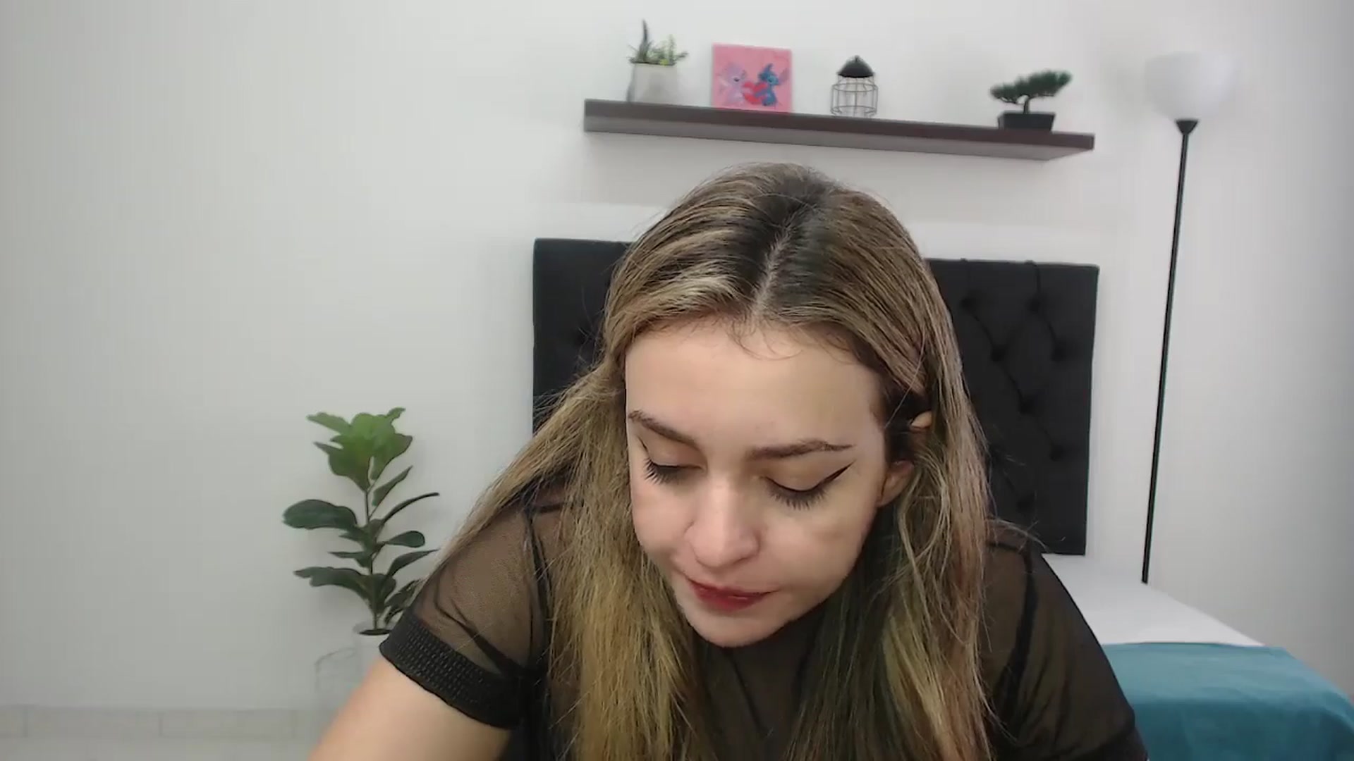 Gallery image thumbnail from CamilleDucan's myfreecams stream on, 01/09/2026, 15:21 image 17 of 20