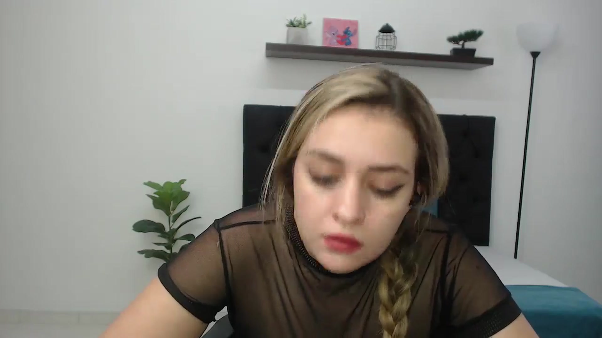 Gallery image thumbnail from CamilleDucan's myfreecams stream on, 01/09/2026, 17:10 image 4 of 20