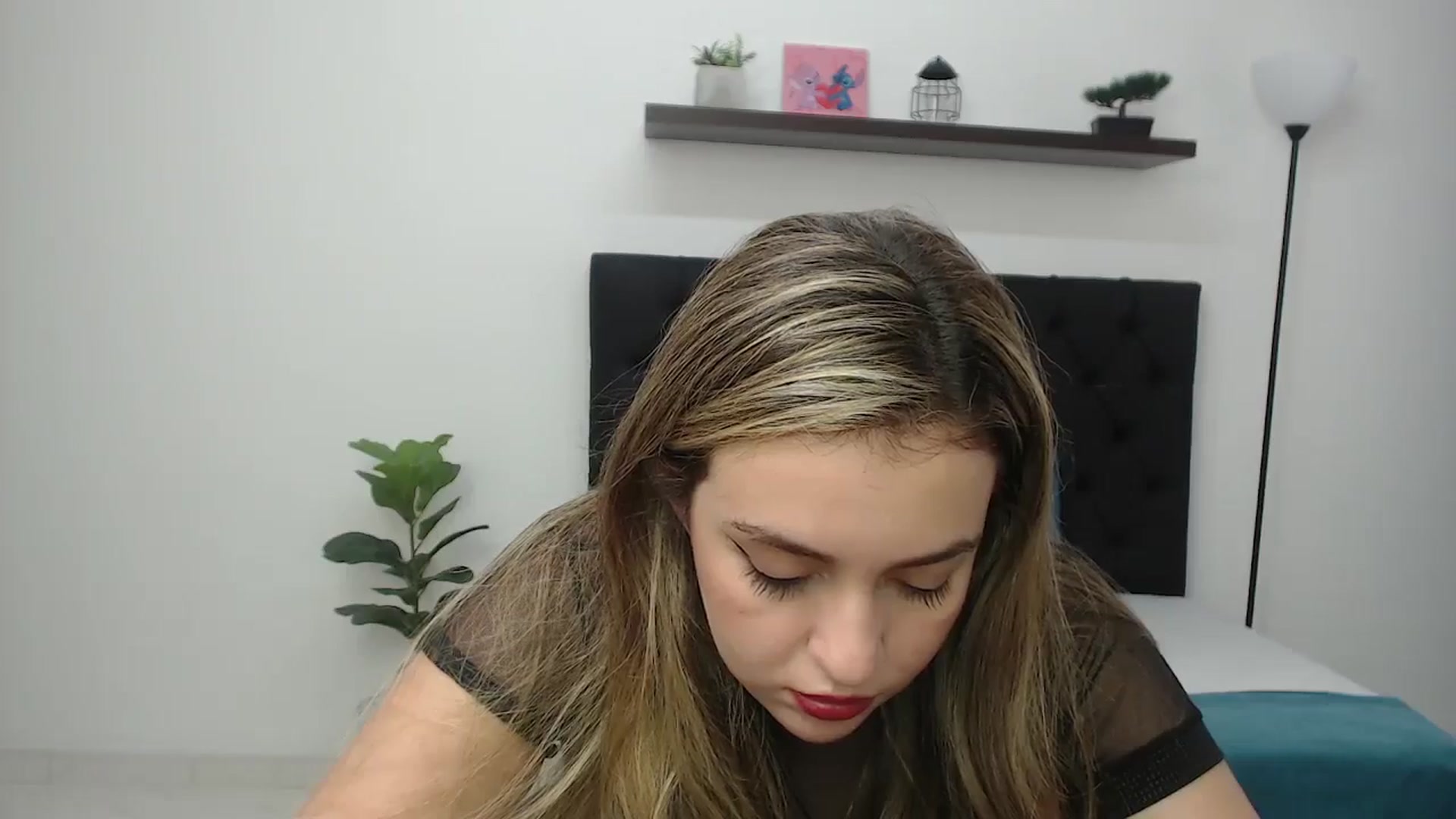 Gallery image thumbnail from CamilleDucan's myfreecams stream on, 01/09/2026, 19:00 image 4 of 20