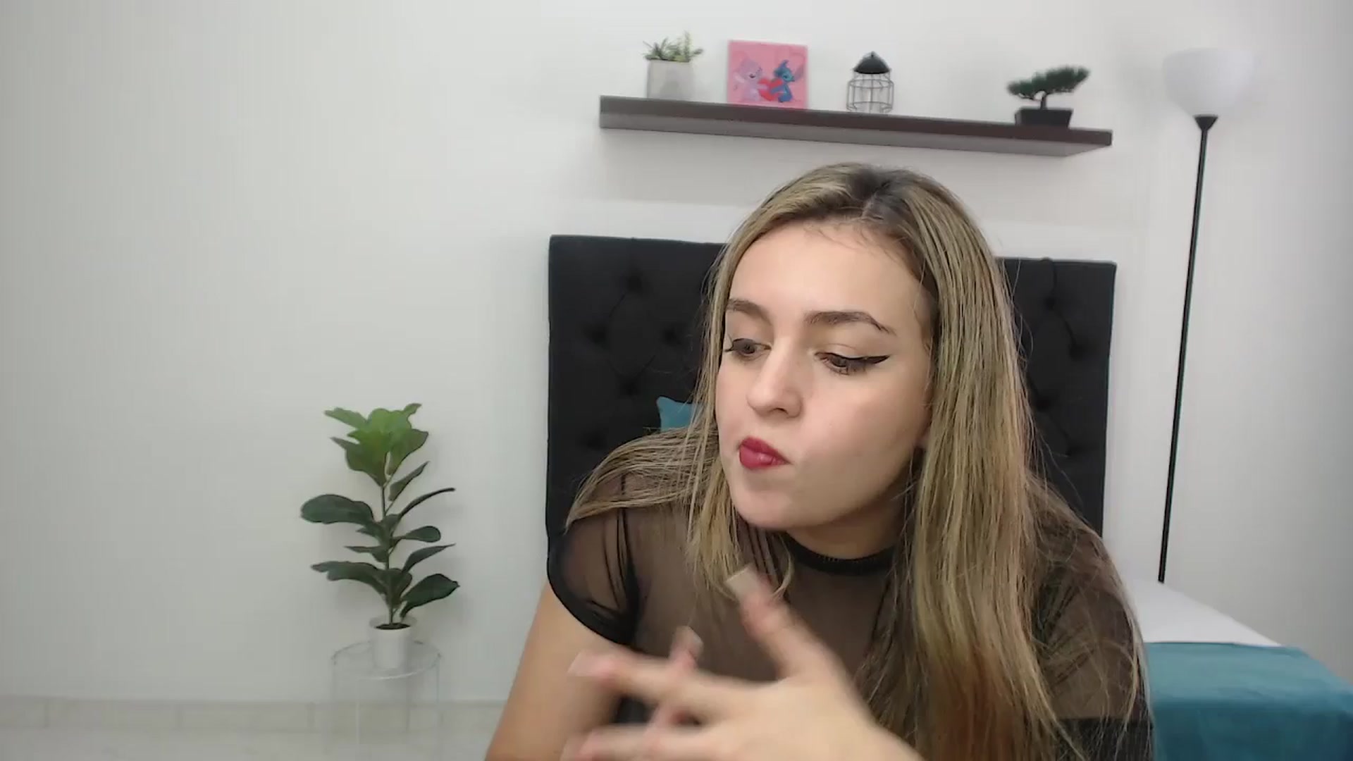 Gallery image thumbnail from CamilleDucan's myfreecams stream on, 01/09/2026, 19:00 image 1 of 20
