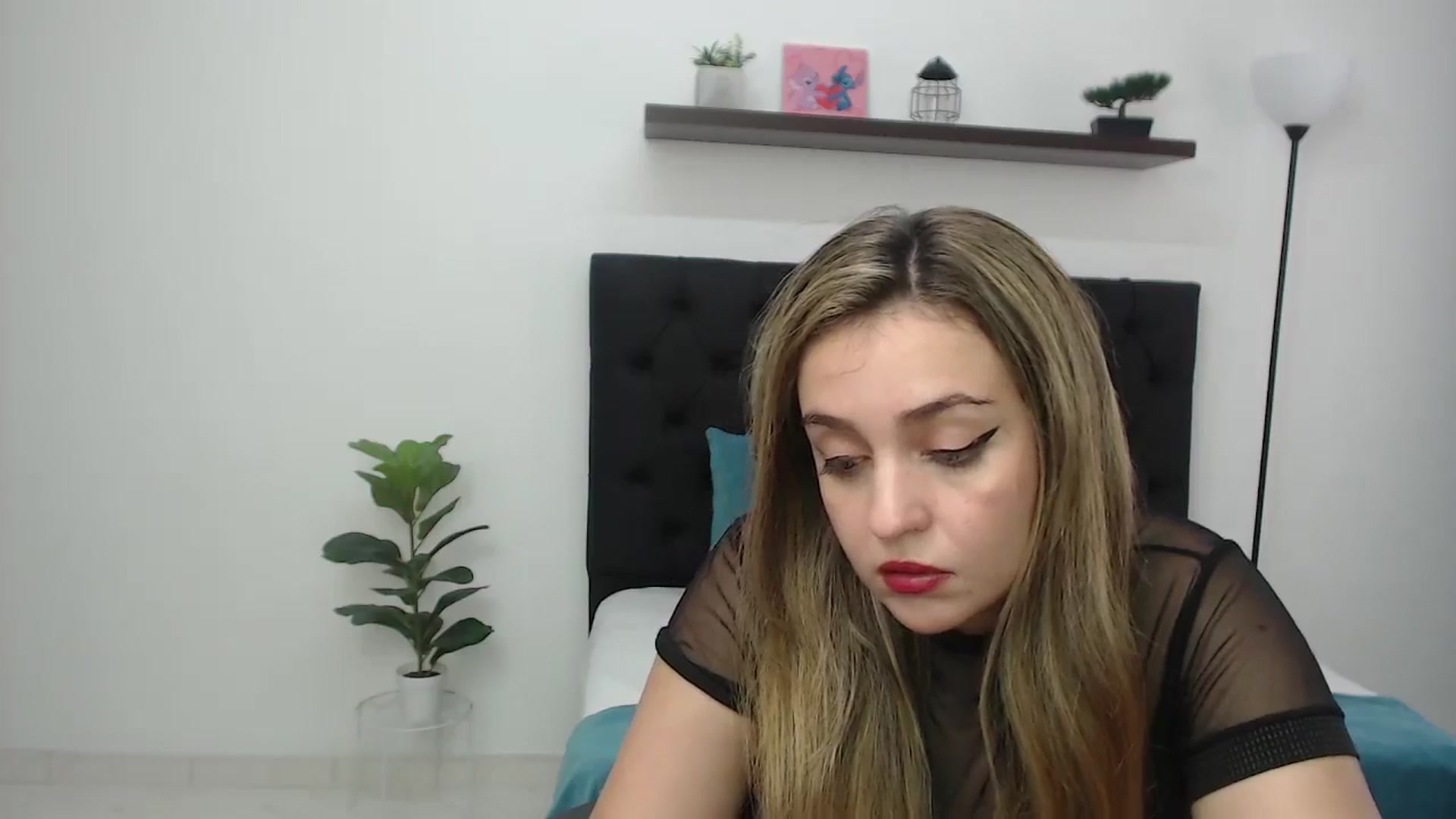 Gallery image thumbnail from CamilleDucan's myfreecams stream on, 01/09/2026, 19:00 image 9 of 20