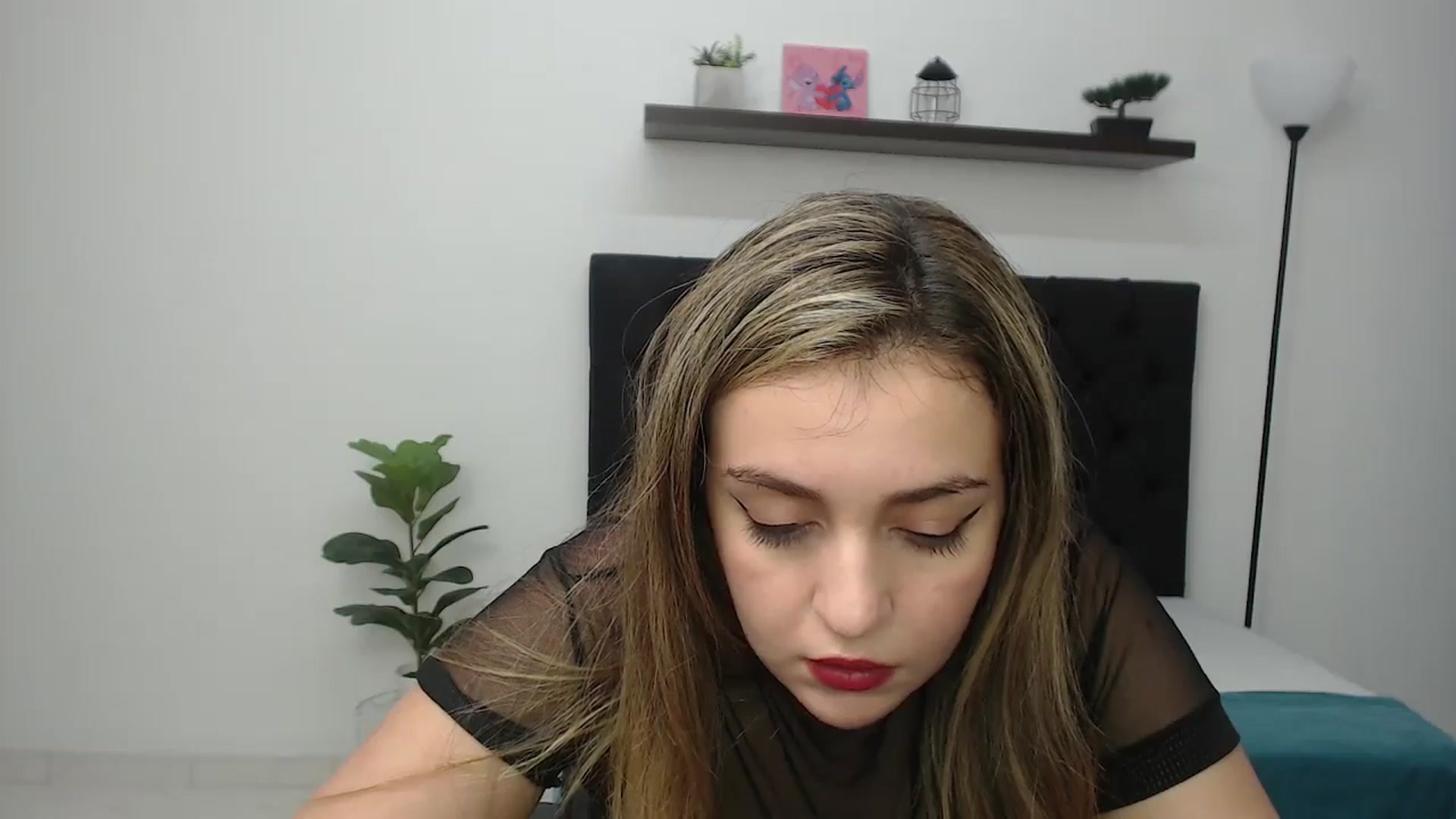 Gallery image thumbnail from CamilleDucan's myfreecams stream on, 01/09/2026, 19:00 image 14 of 20