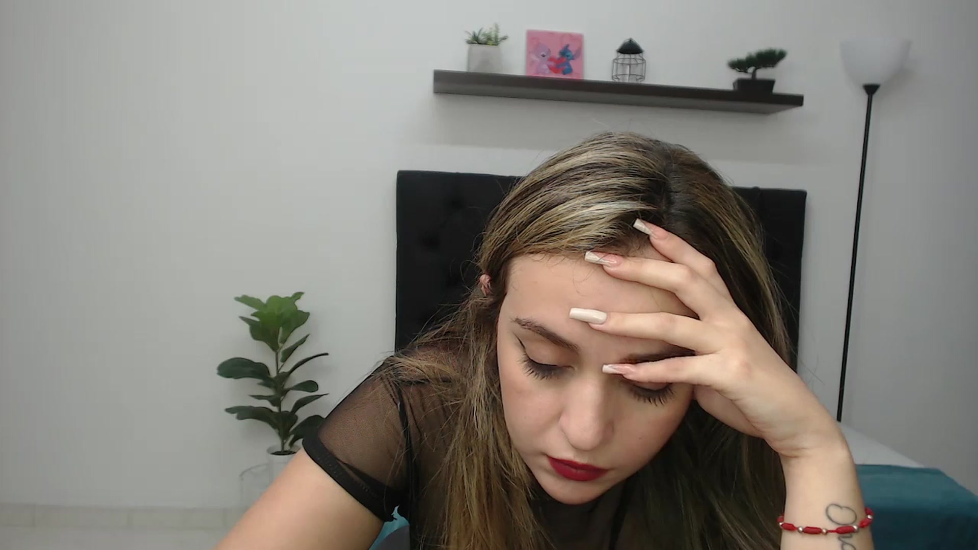 Gallery image thumbnail from CamilleDucan's myfreecams stream on, 01/09/2026, 19:00 image 18 of 20