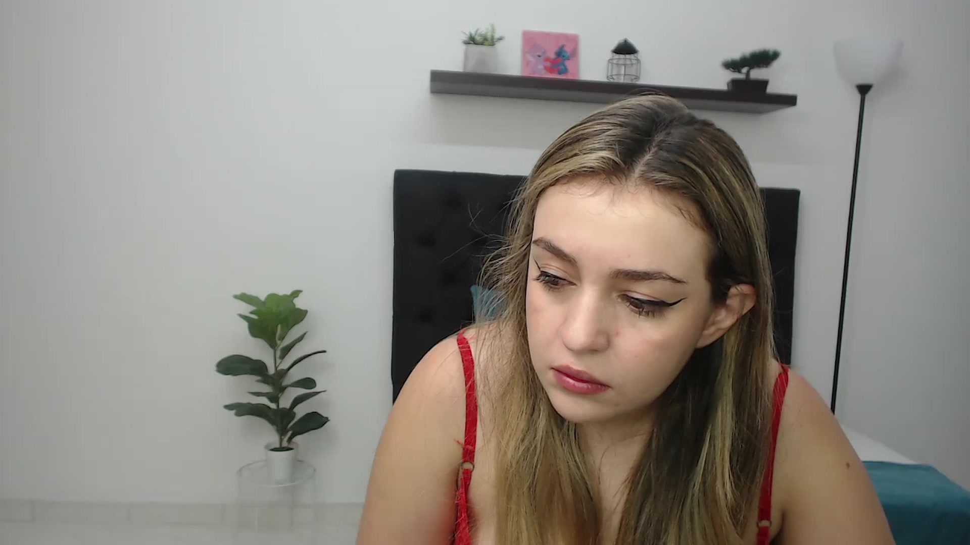 Gallery image thumbnail from CamilleDucan's myfreecams stream on, 01/10/2026, 13:46 image 2 of 20