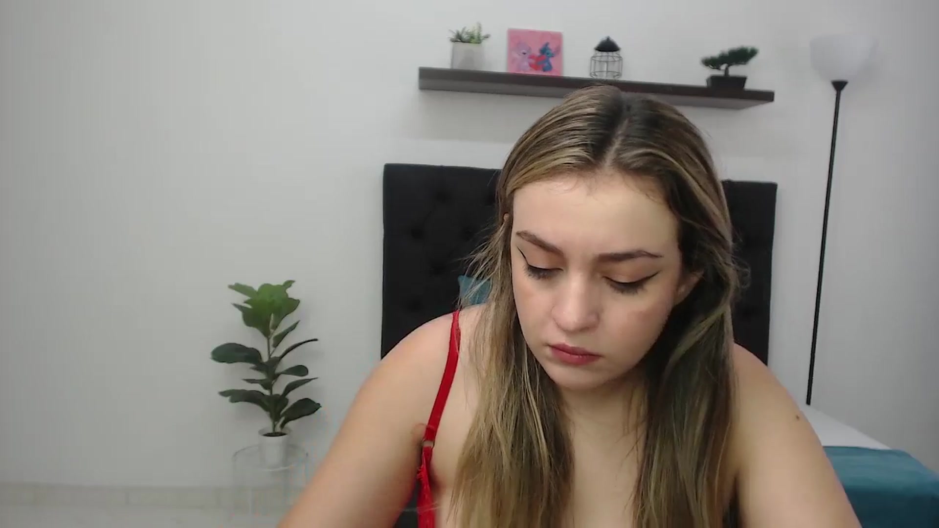 Gallery image thumbnail from CamilleDucan's myfreecams stream on, 01/10/2026, 14:15 image 5 of 20