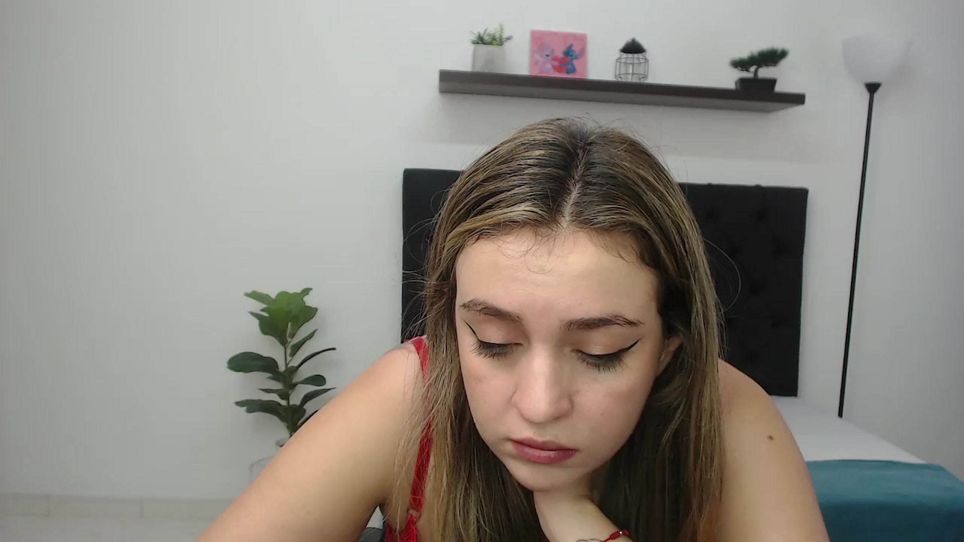 Gallery image thumbnail from CamilleDucan's myfreecams stream on, 01/10/2026, 15:26 image 18 of 20