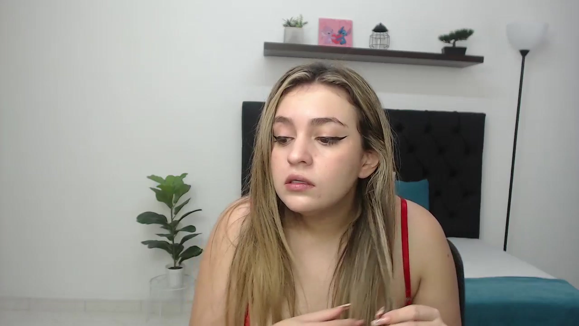 Gallery image thumbnail from CamilleDucan's myfreecams stream on, 01/10/2026, 15:26 image 10 of 20