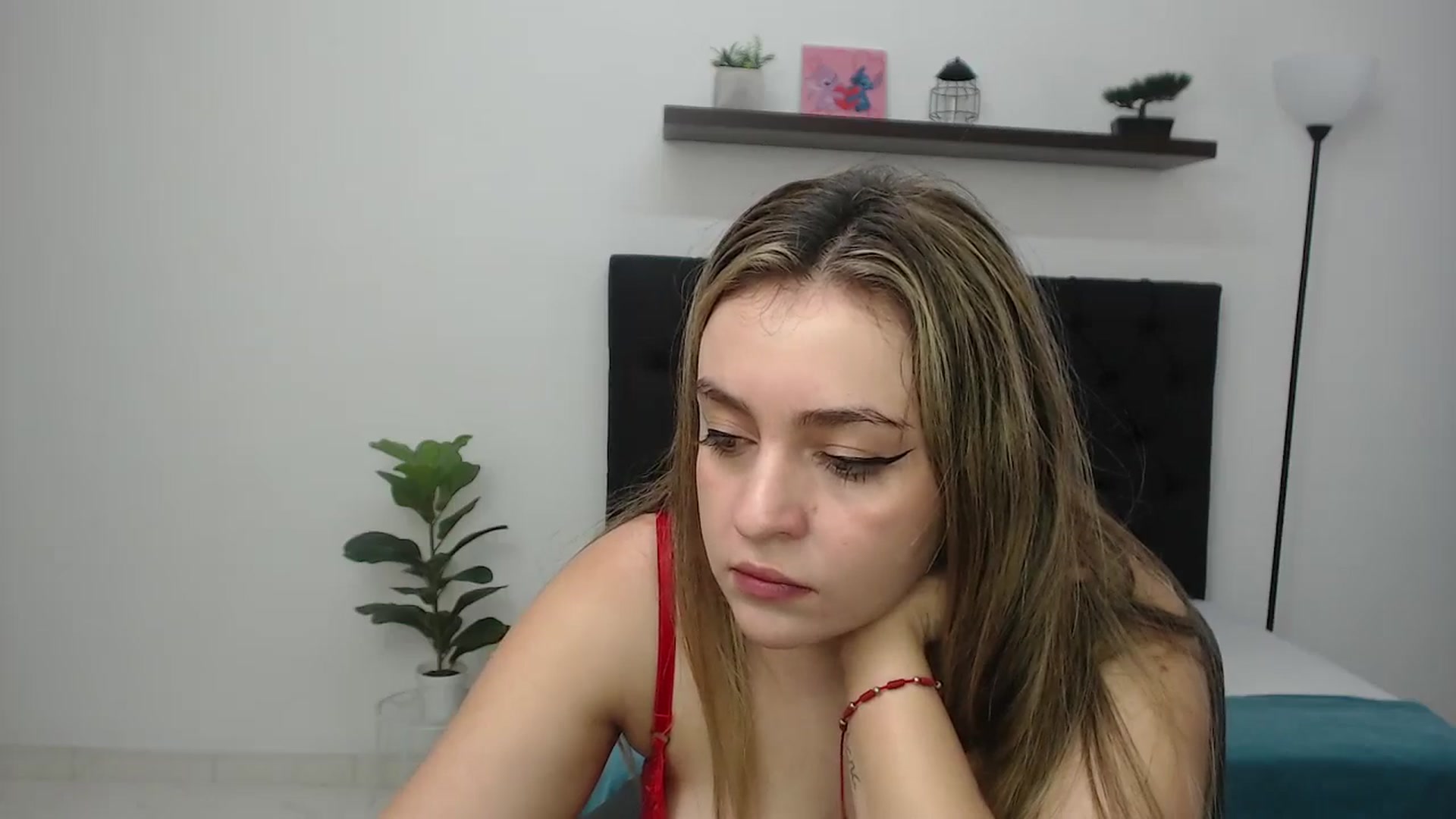Gallery image thumbnail from CamilleDucan's myfreecams stream on, 01/10/2026, 15:26 image 3 of 20