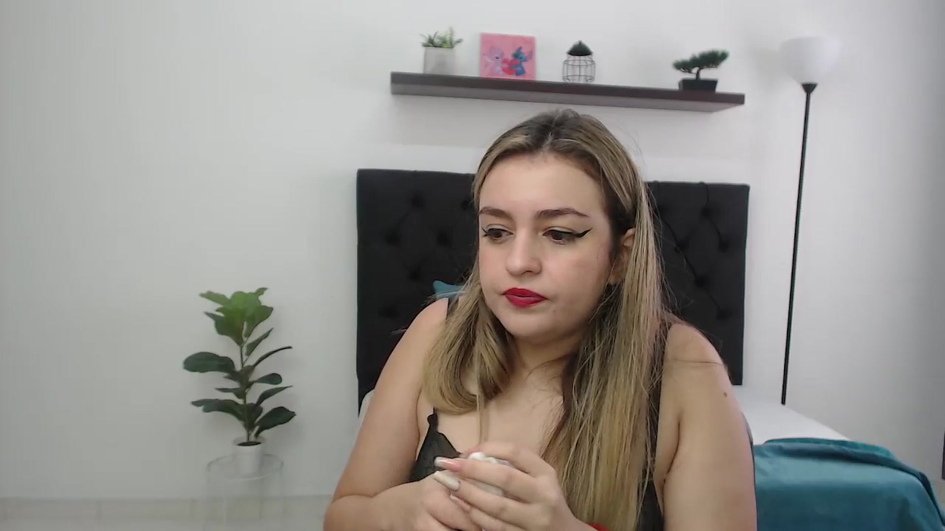 Gallery image thumbnail from CamilleDucan's myfreecams stream on, 01/13/2026, 14:42 image 11 of 20