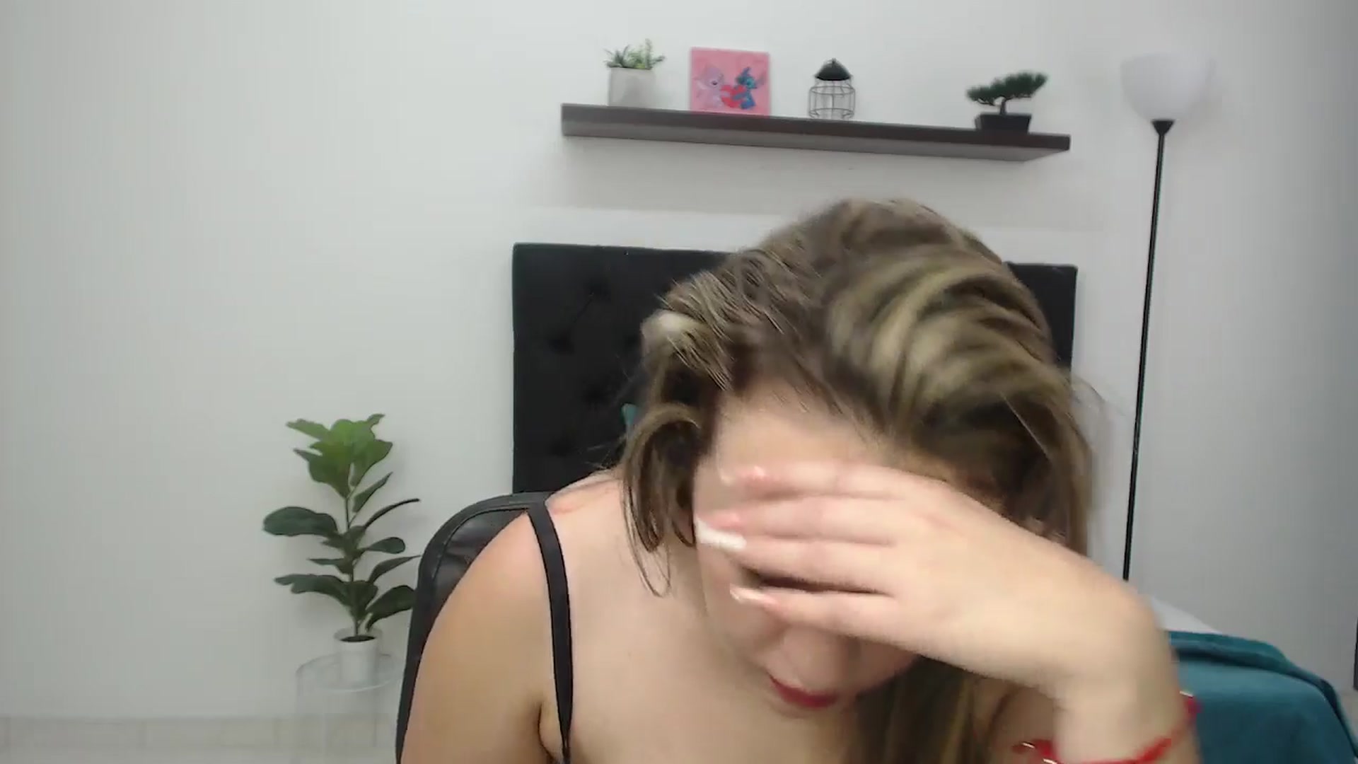 Gallery image thumbnail from CamilleDucan's myfreecams stream on, 01/13/2026, 15:27 image 19 of 20