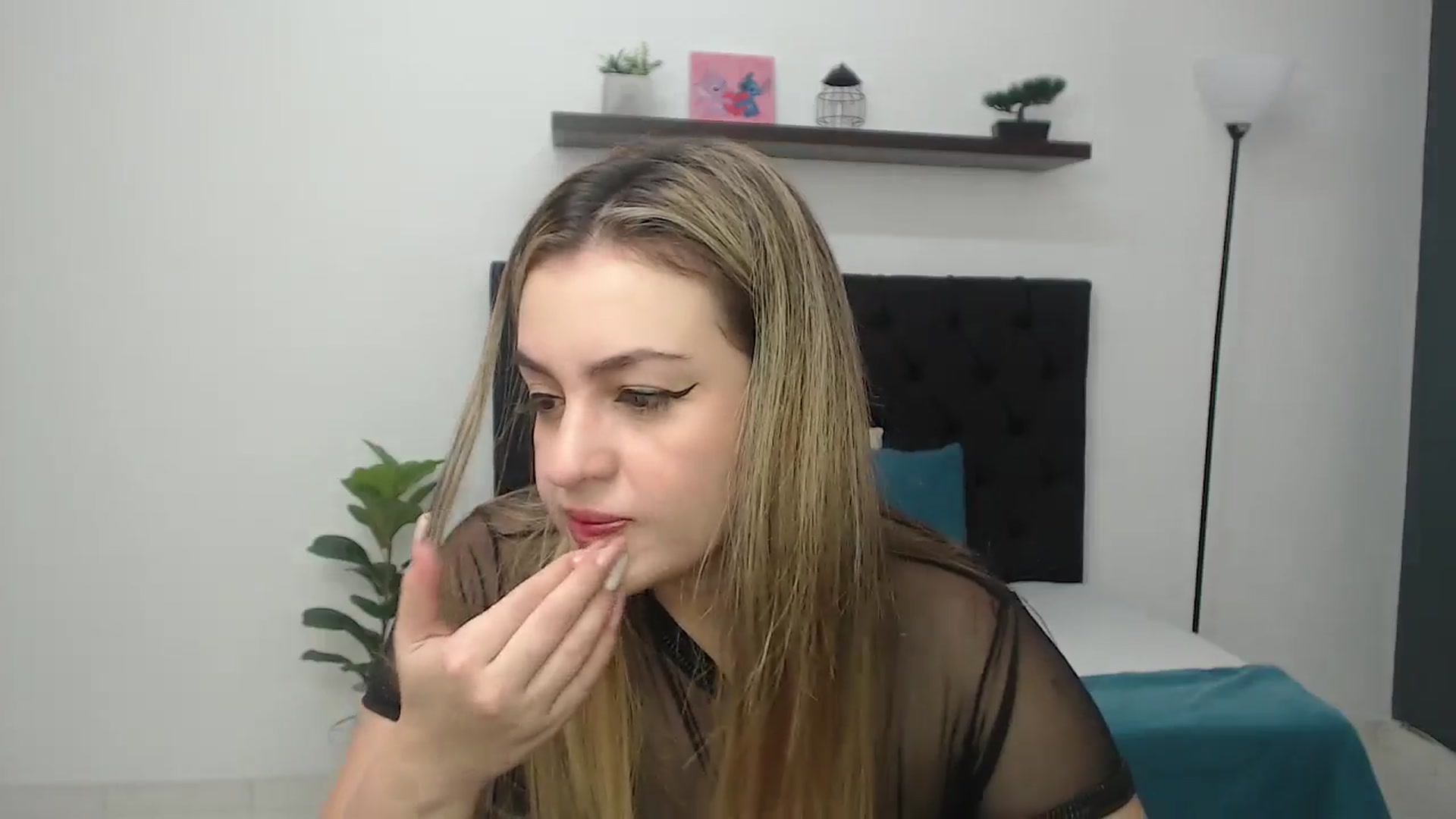 Gallery image thumbnail from CamilleDucan's myfreecams stream on, 01/15/2026, 14:36 image 6 of 20