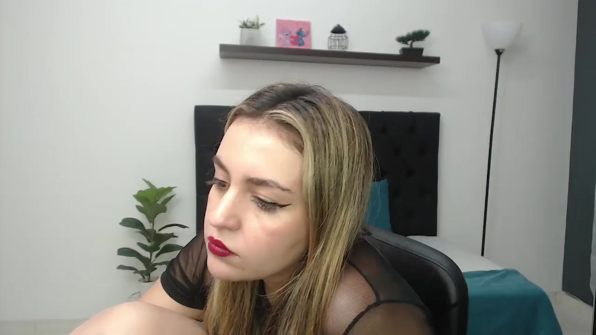 Gallery image thumbnail from CamilleDucan's myfreecams stream on, 01/15/2026, 18:31 image 12 of 20