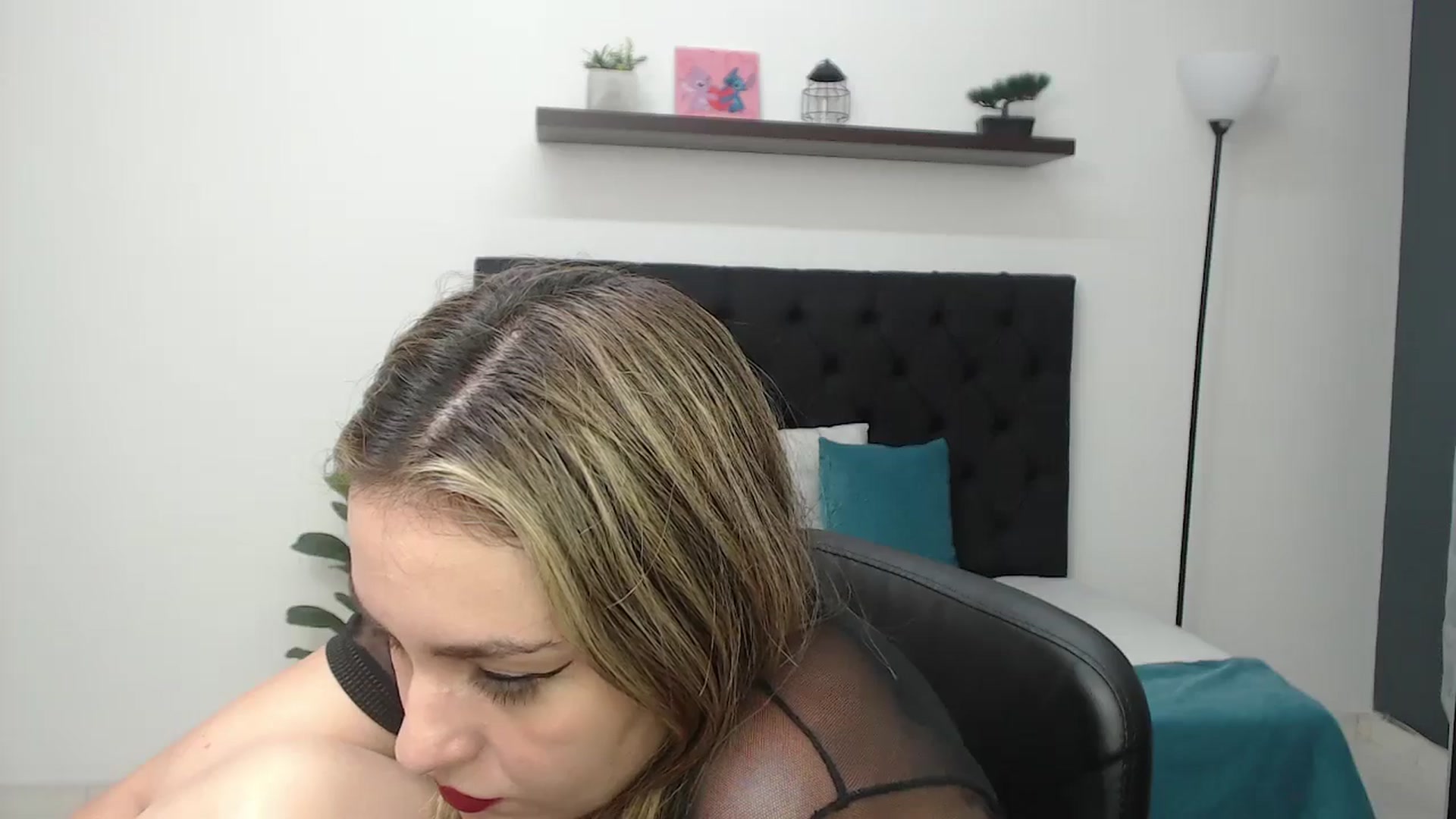 Gallery image thumbnail from CamilleDucan's myfreecams stream on, 01/15/2026, 18:31 image 13 of 20