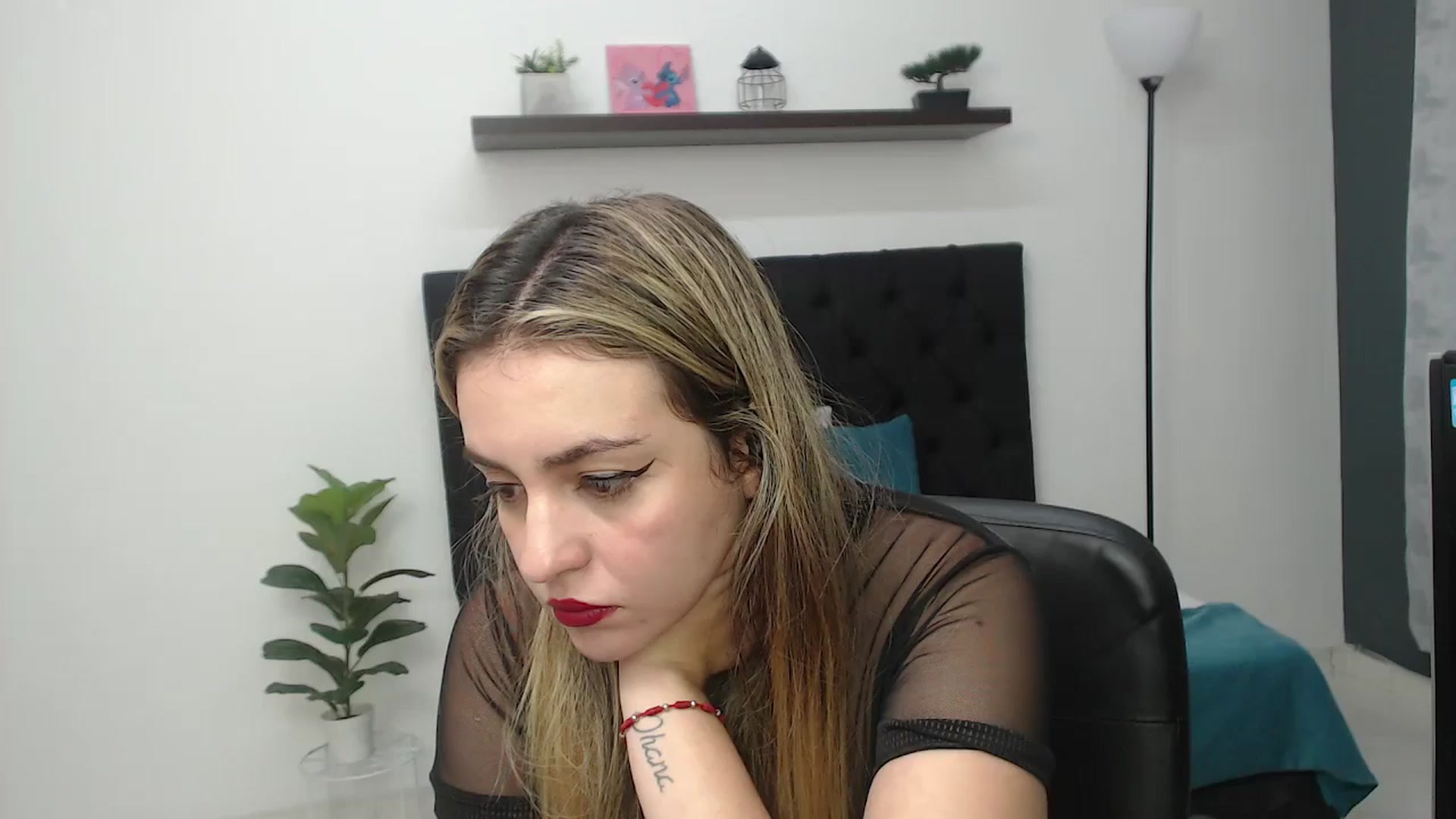 Gallery image thumbnail from CamilleDucan's myfreecams stream on, 01/15/2026, 19:01 image 5 of 20