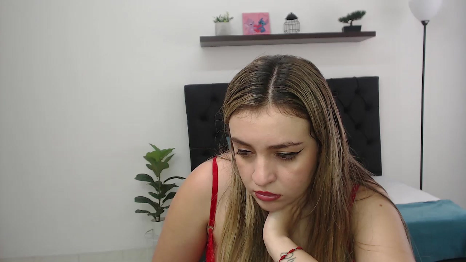 Gallery image thumbnail from CamilleDucan's myfreecams stream on, 01/16/2026, 15:51 image 19 of 20