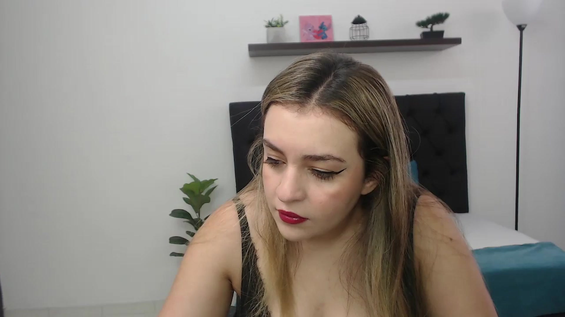 Gallery image thumbnail from CamilleDucan's myfreecams stream on, 01/17/2026, 13:25 image 7 of 20