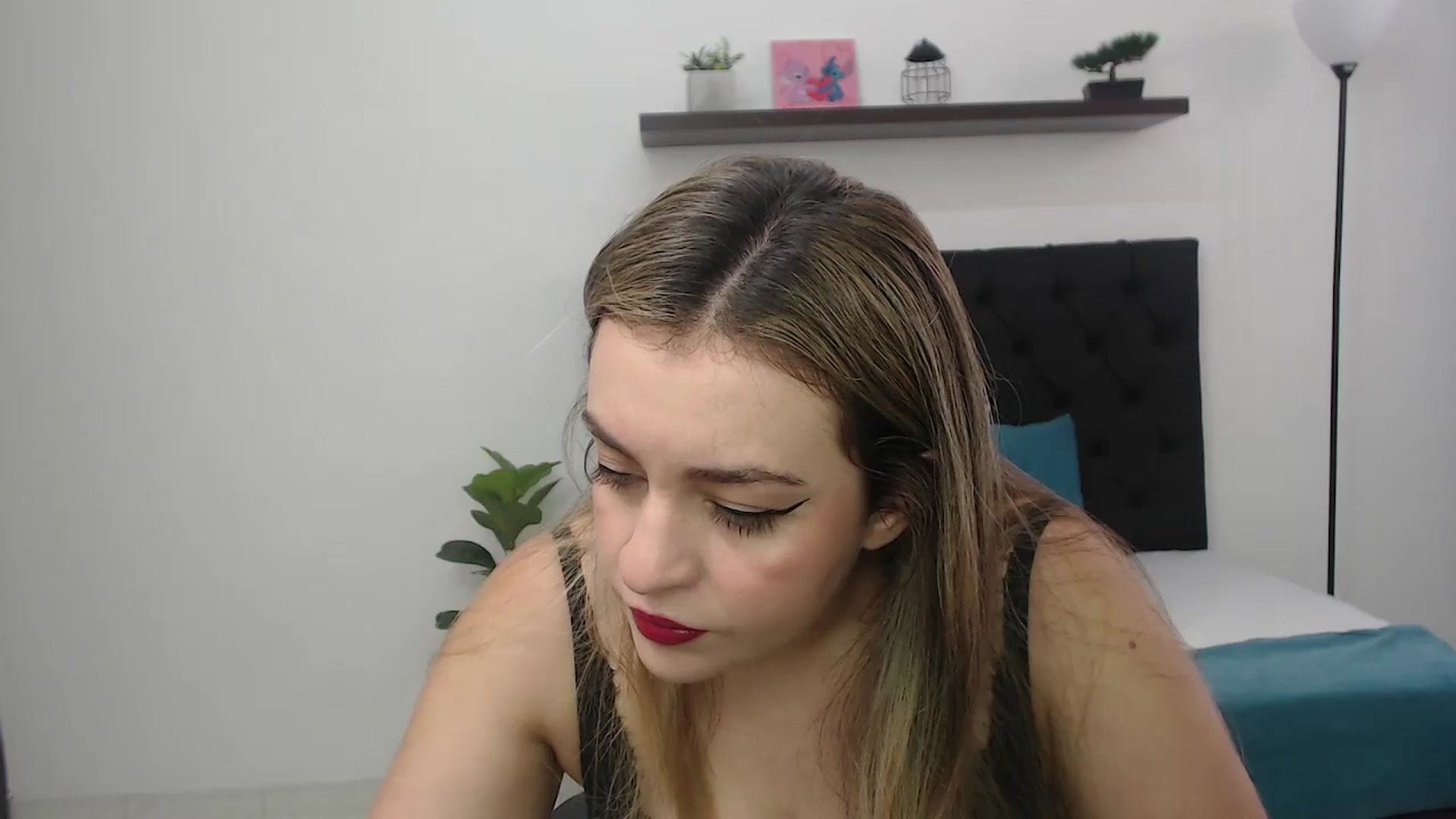 Gallery image thumbnail from CamilleDucan's myfreecams stream on, 01/17/2026, 13:25 image 6 of 20