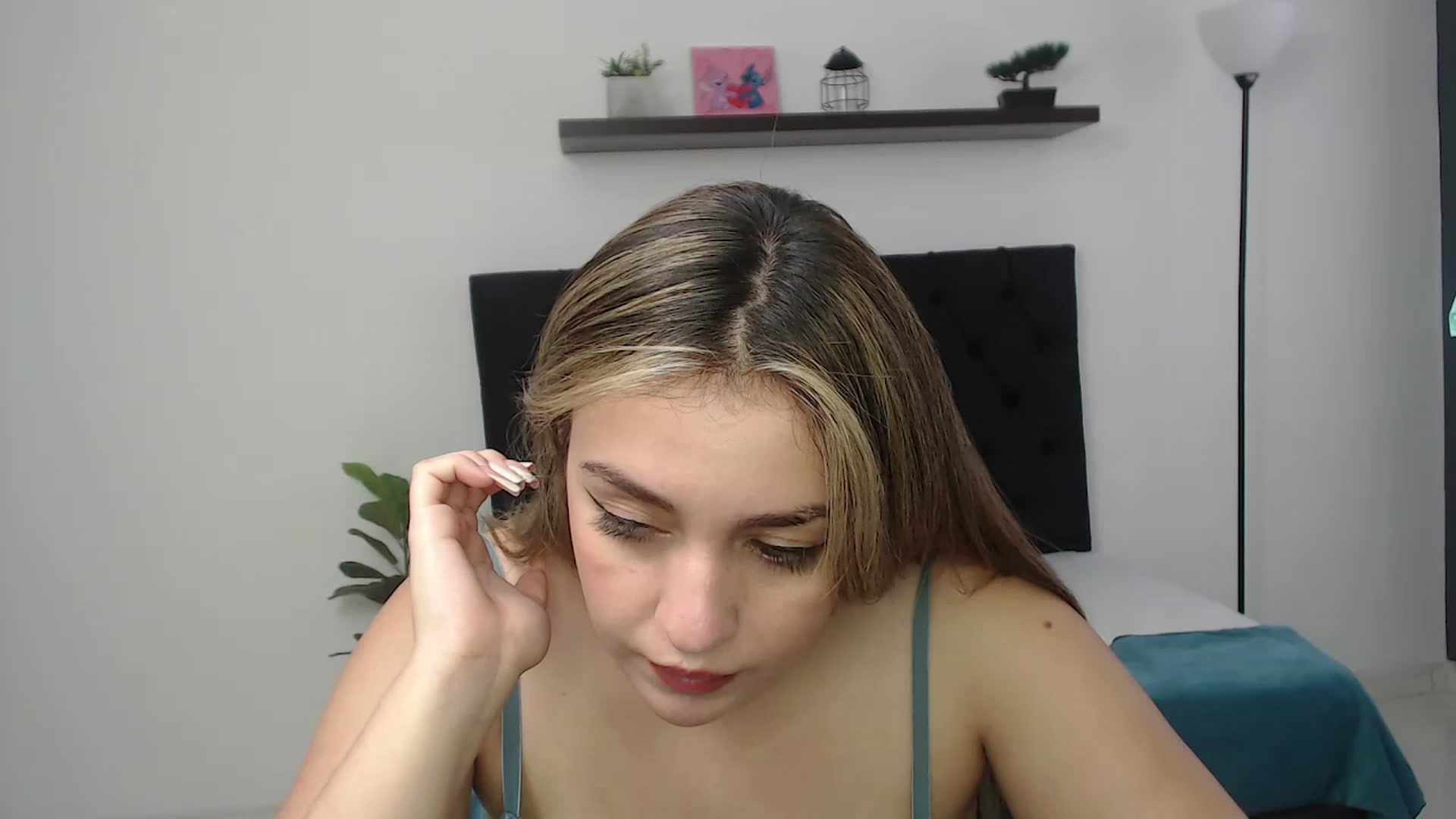 Gallery image thumbnail from CamilleDucan's myfreecams stream on, 01/21/2026, 17:11 image 1 of 20