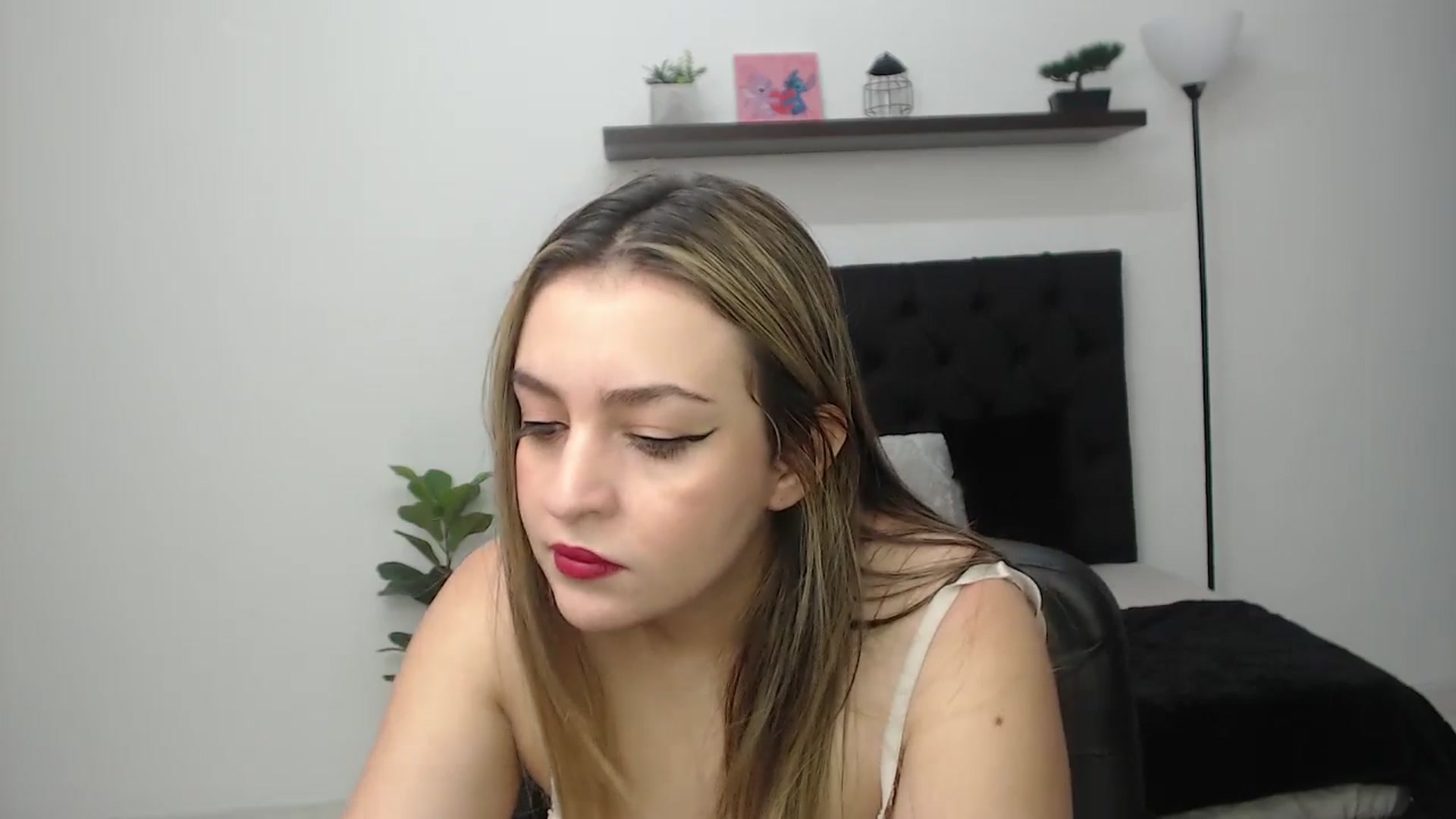 Gallery image thumbnail from CamilleDucan's myfreecams stream on, 01/29/2026, 13:58 image 12 of 20