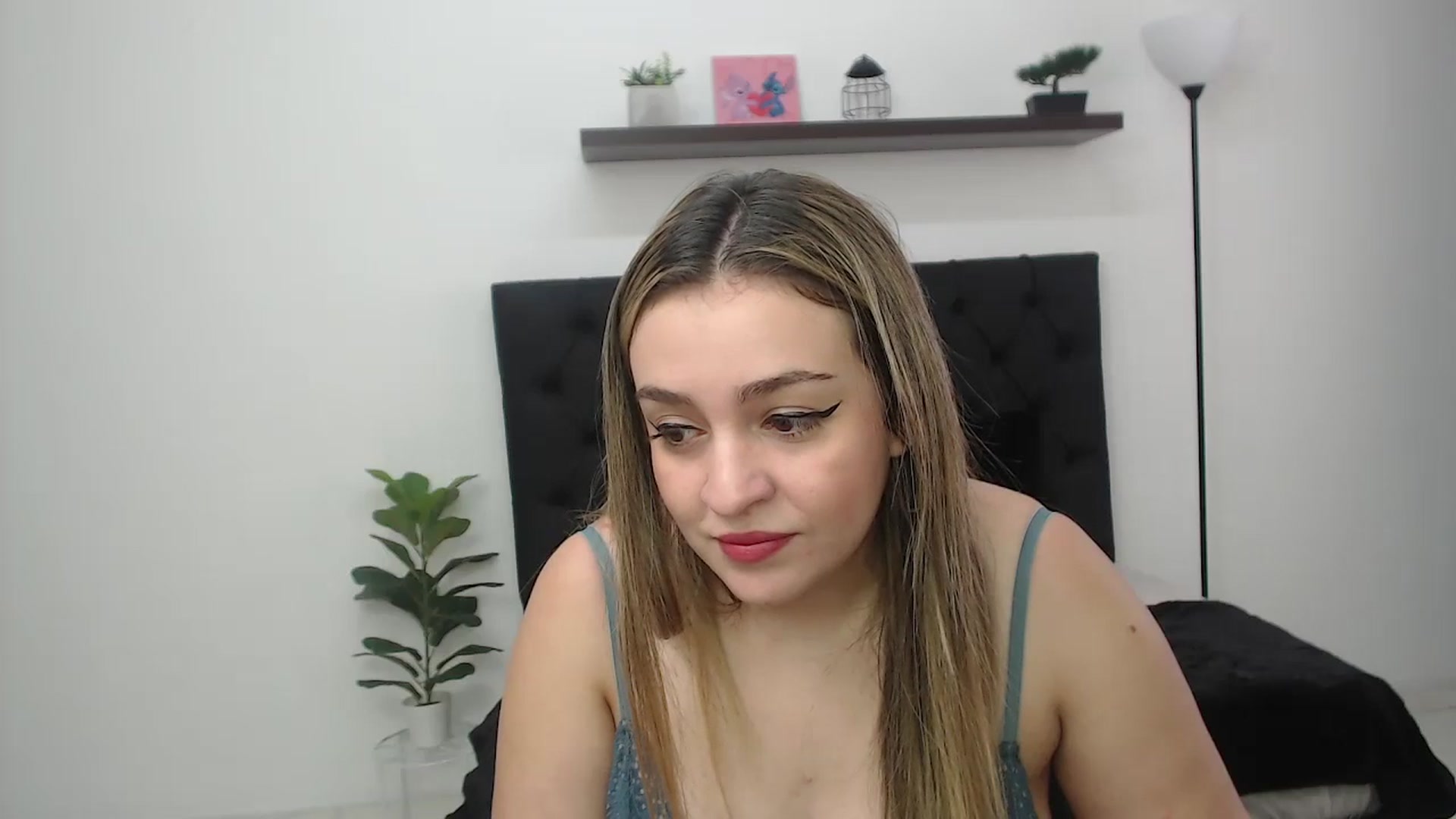 Gallery image thumbnail from CamilleDucan's myfreecams stream on, 02/03/2026, 14:06 image 10 of 20