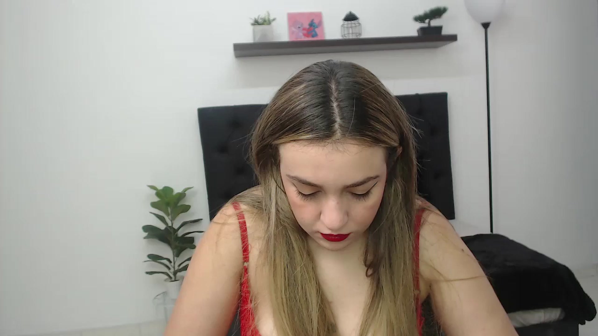 Gallery image thumbnail from CamilleDucan's myfreecams stream on, 02/04/2026, 13:54 image 8 of 20