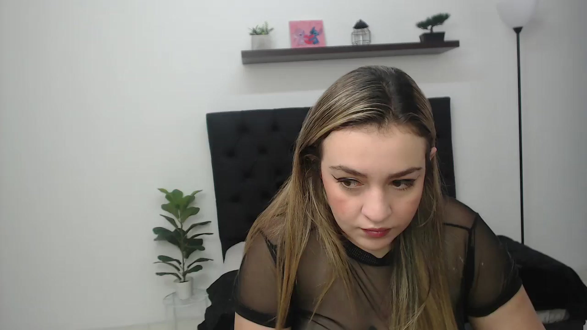 Gallery image thumbnail from CamilleDucan's myfreecams stream on, 02/12/2026, 14:06 image 3 of 20