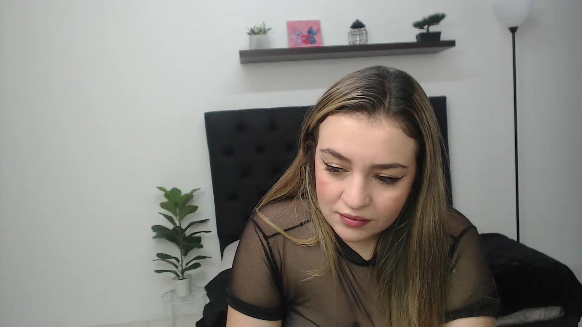 Gallery image thumbnail from CamilleDucan's myfreecams stream on, 02/12/2026, 14:06 image 2 of 20