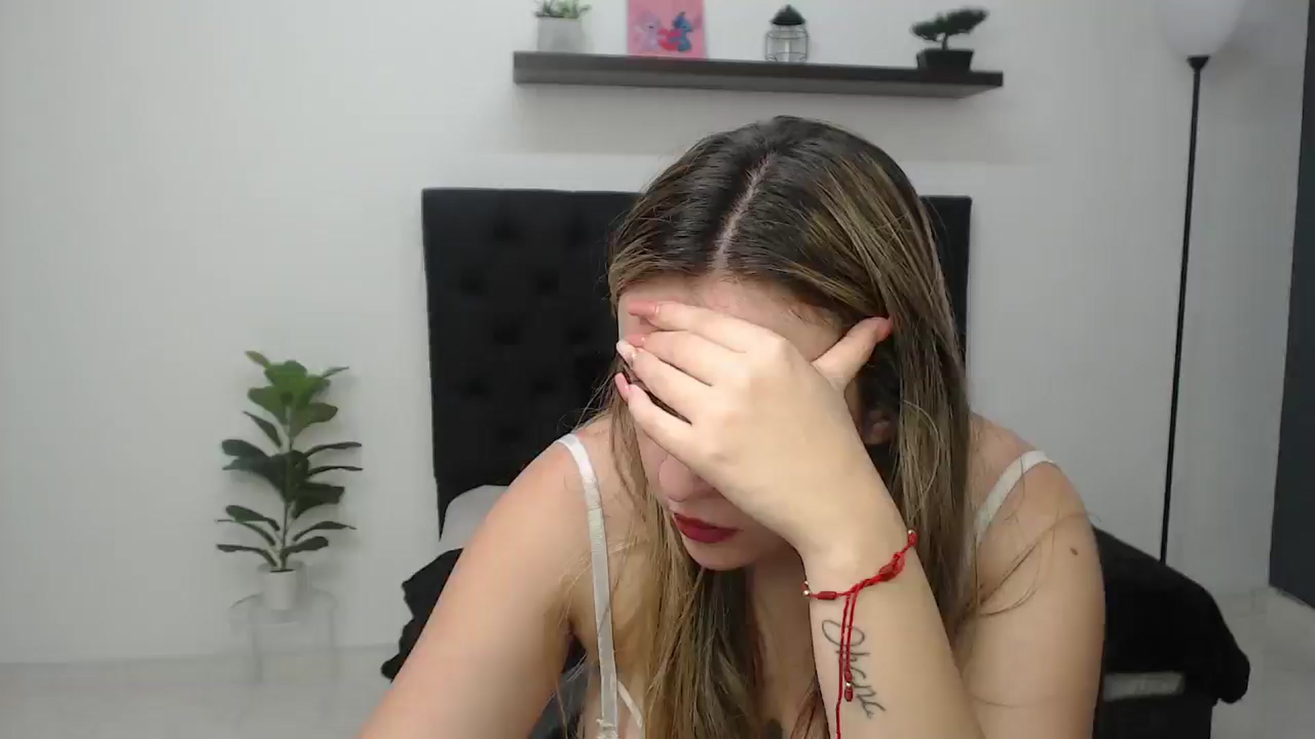 Gallery image thumbnail from CamilleDucan's myfreecams stream on, 02/13/2026, 16:13 image 20 of 20