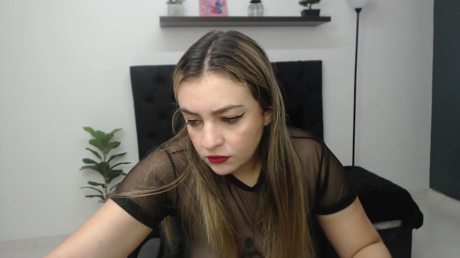Gallery image thumbnail from CamilleDucan's myfreecams stream on, 02/19/2026, 13:32 image 9 of 20