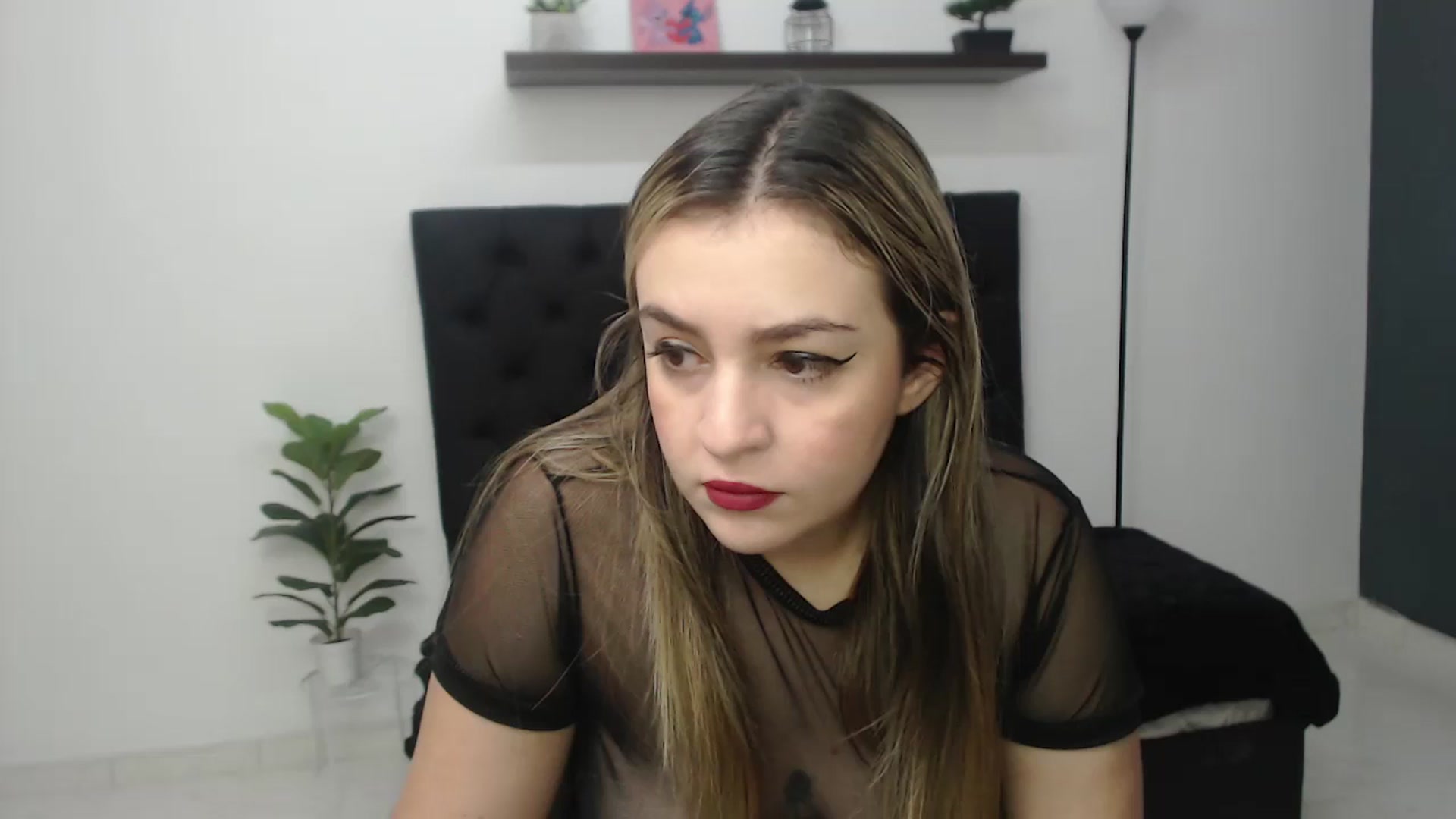 Gallery image thumbnail from CamilleDucan's myfreecams stream on, 02/19/2026, 13:32 image 5 of 20
