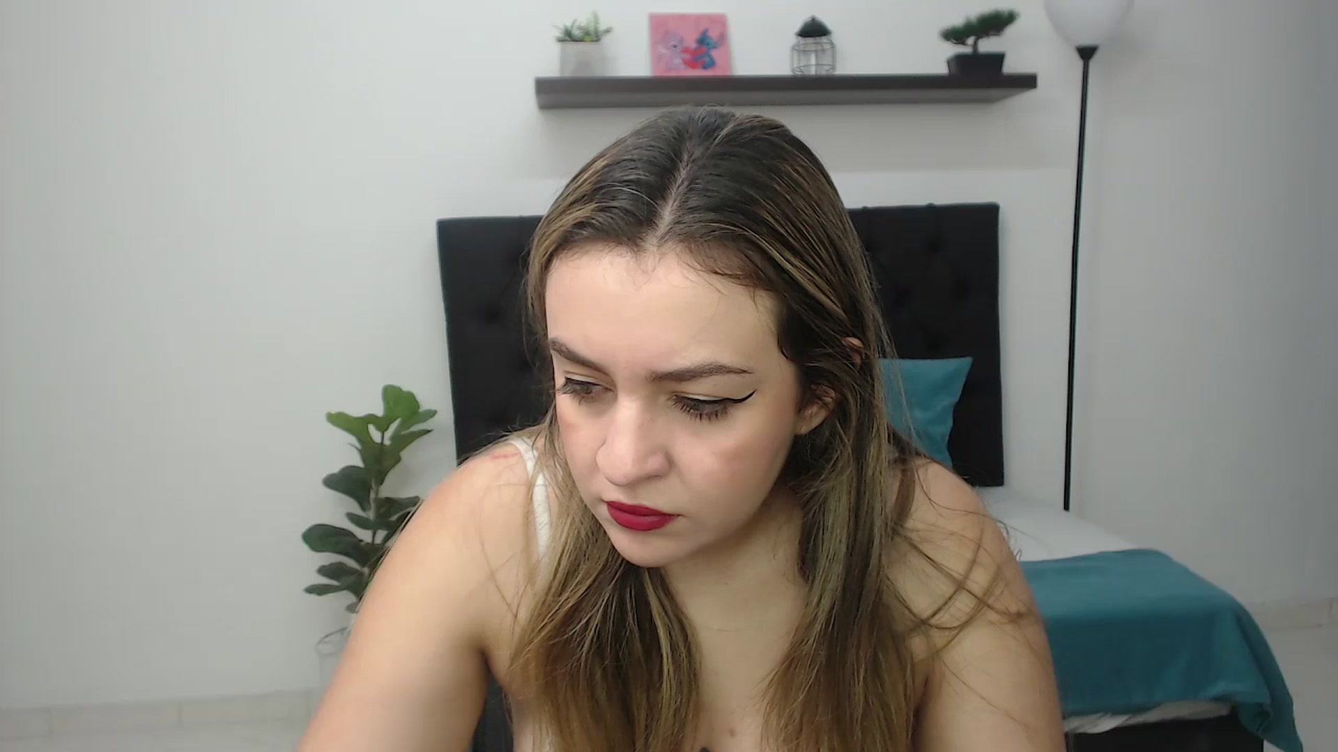Gallery image thumbnail from CamilleDucan's myfreecams stream on, 02/24/2026, 14:10 image 1 of 20