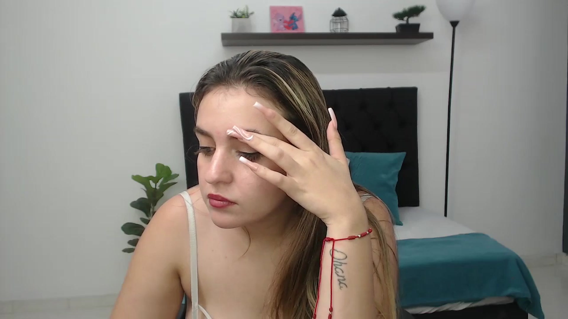 Gallery image thumbnail from CamilleDucan's myfreecams stream on, 02/24/2026, 19:06 image 18 of 20