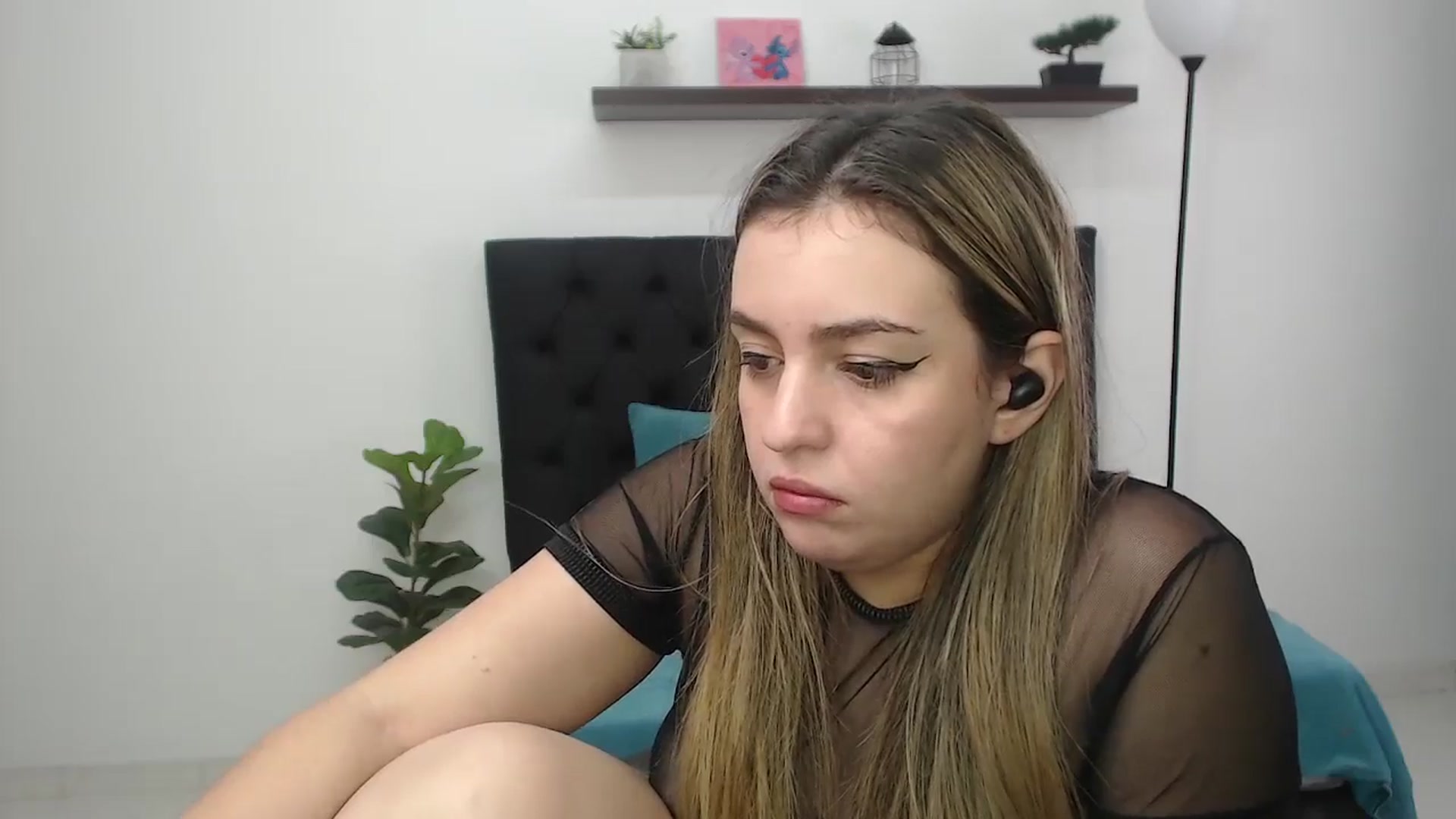 Gallery image thumbnail from CamilleDucan's myfreecams stream on, 02/26/2026, 18:06 image 10 of 20