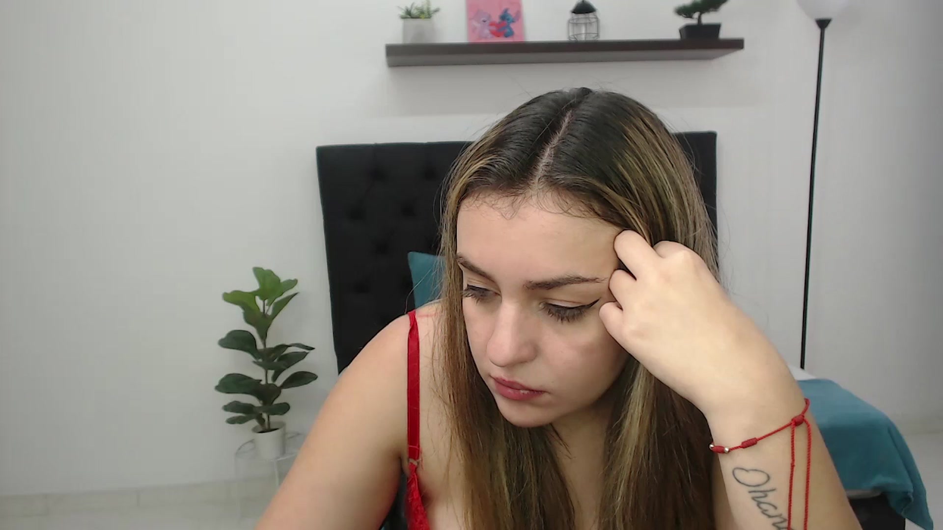 Gallery image thumbnail from CamilleDucan's myfreecams stream on, 02/27/2026, 19:05 image 4 of 20