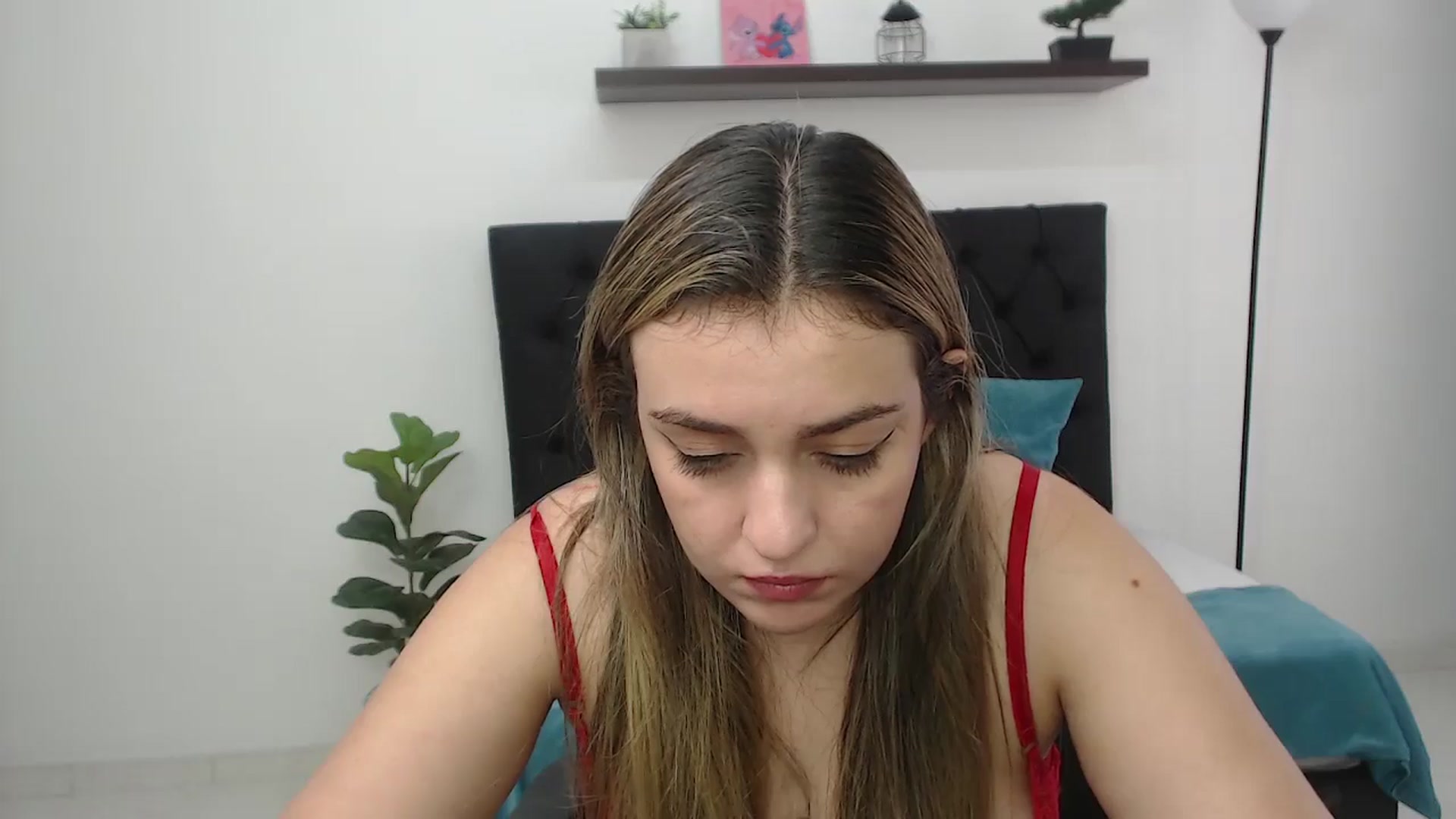 Gallery image thumbnail from CamilleDucan's myfreecams stream on, 02/27/2026, 19:05 image 7 of 20