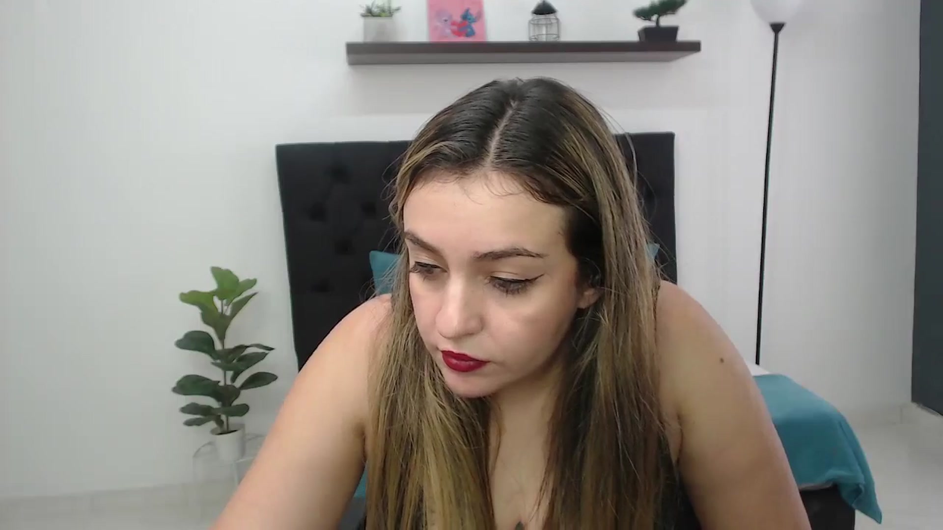 Gallery image thumbnail from CamilleDucan's myfreecams stream on, 02/28/2026, 18:52 image 12 of 20